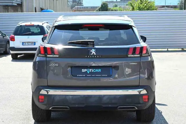 Peugeot 3008 view 18