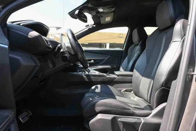 Peugeot 3008 view 9