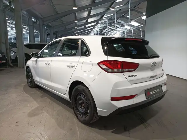 Hyundai i30 view 4
