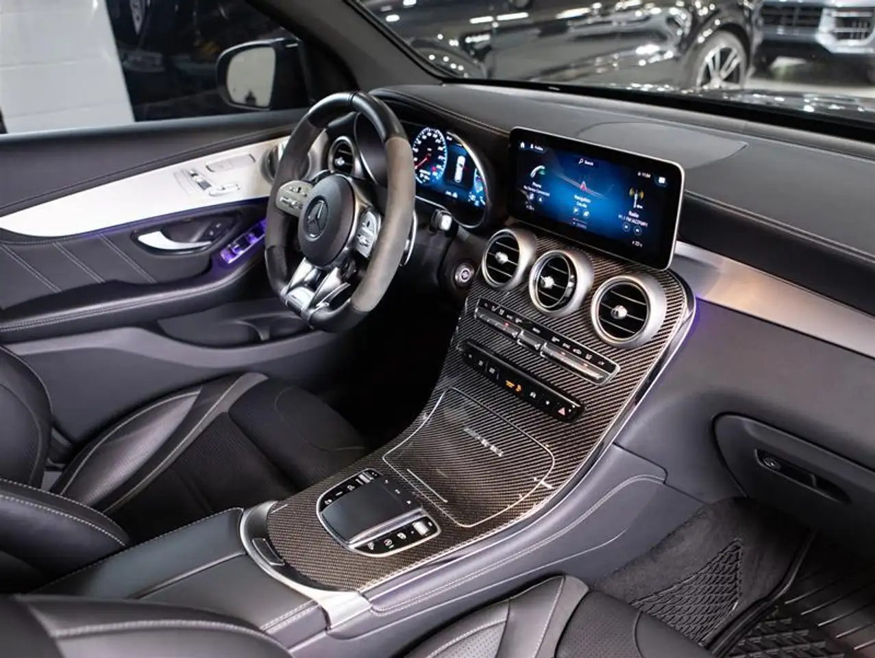 Mercedes-Benz GLC снимка Mercedes-Benz GLC
