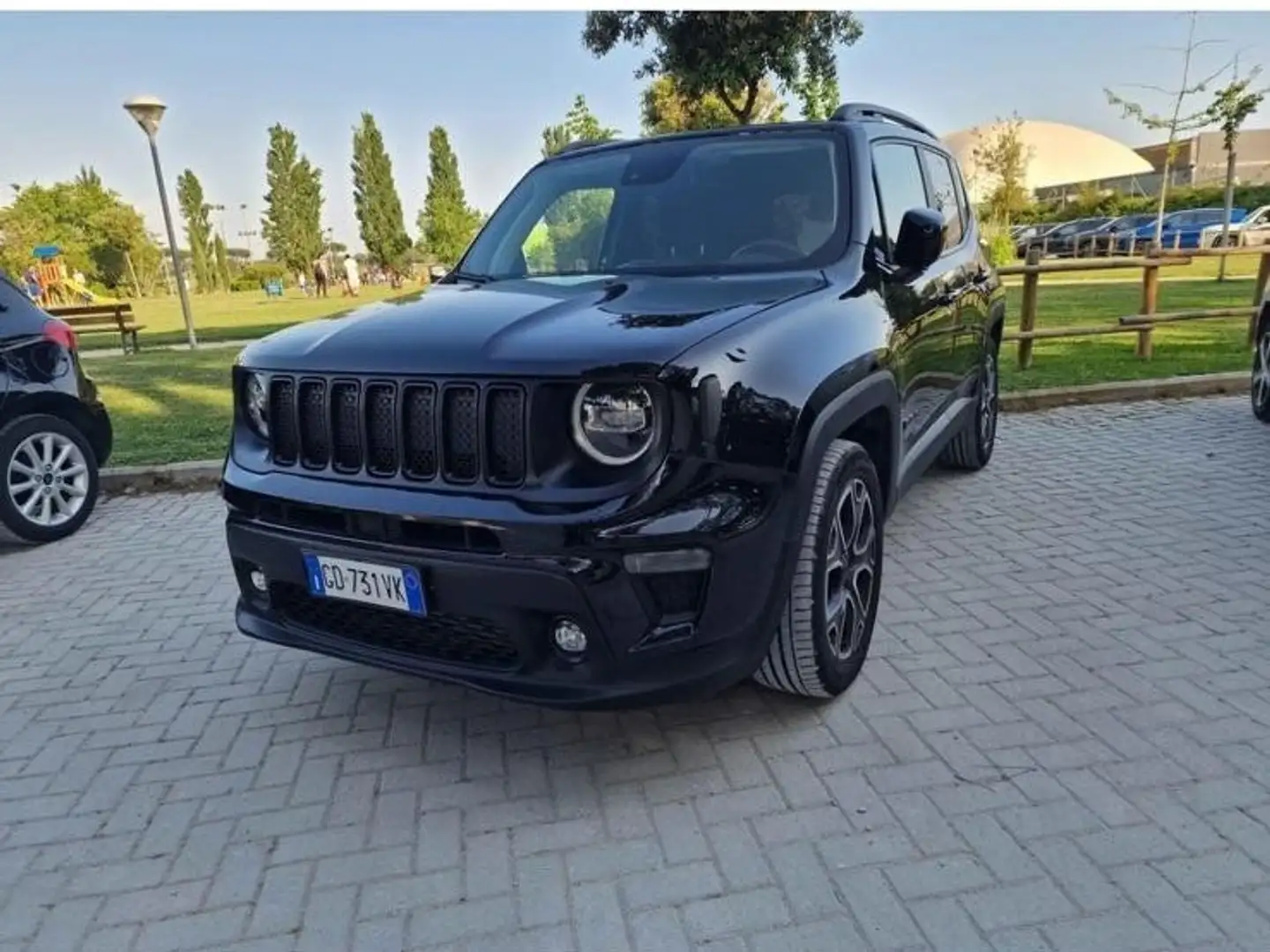 Jeep Renegade 1.6 mjt Limited 2wd 120cv ddct Чорний - 1