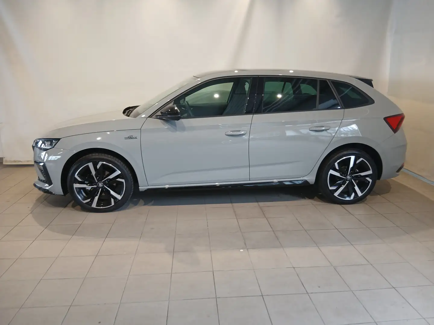 Skoda Scala Monte Carlo TSI DSG Grau - 2