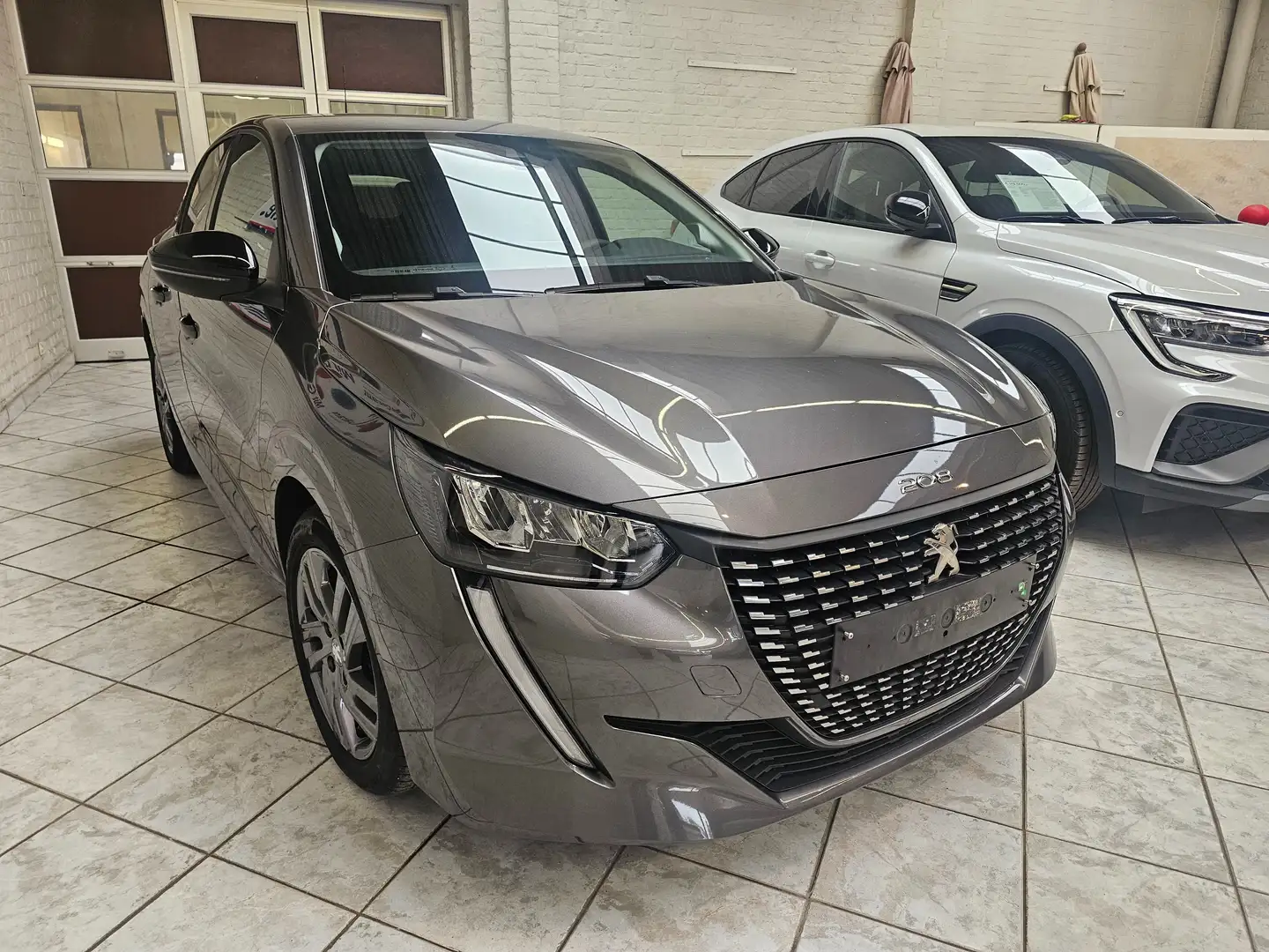 Peugeot 208 1.2i PureTech Style (EU6.4) Gris - 2