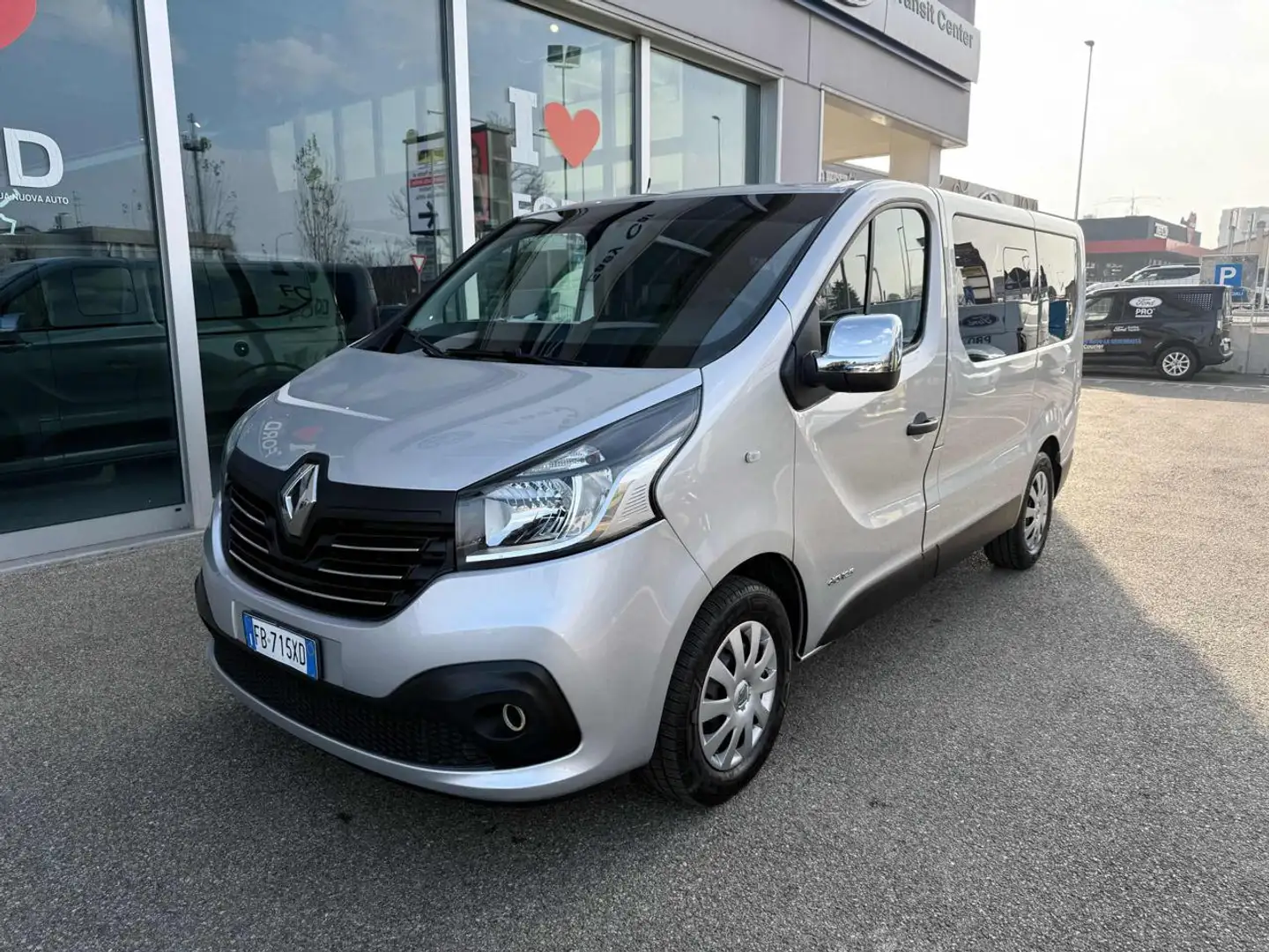 Renault Trafic T27 1.6 dCi 125CV S&S PC-TN Intens Gris - 1