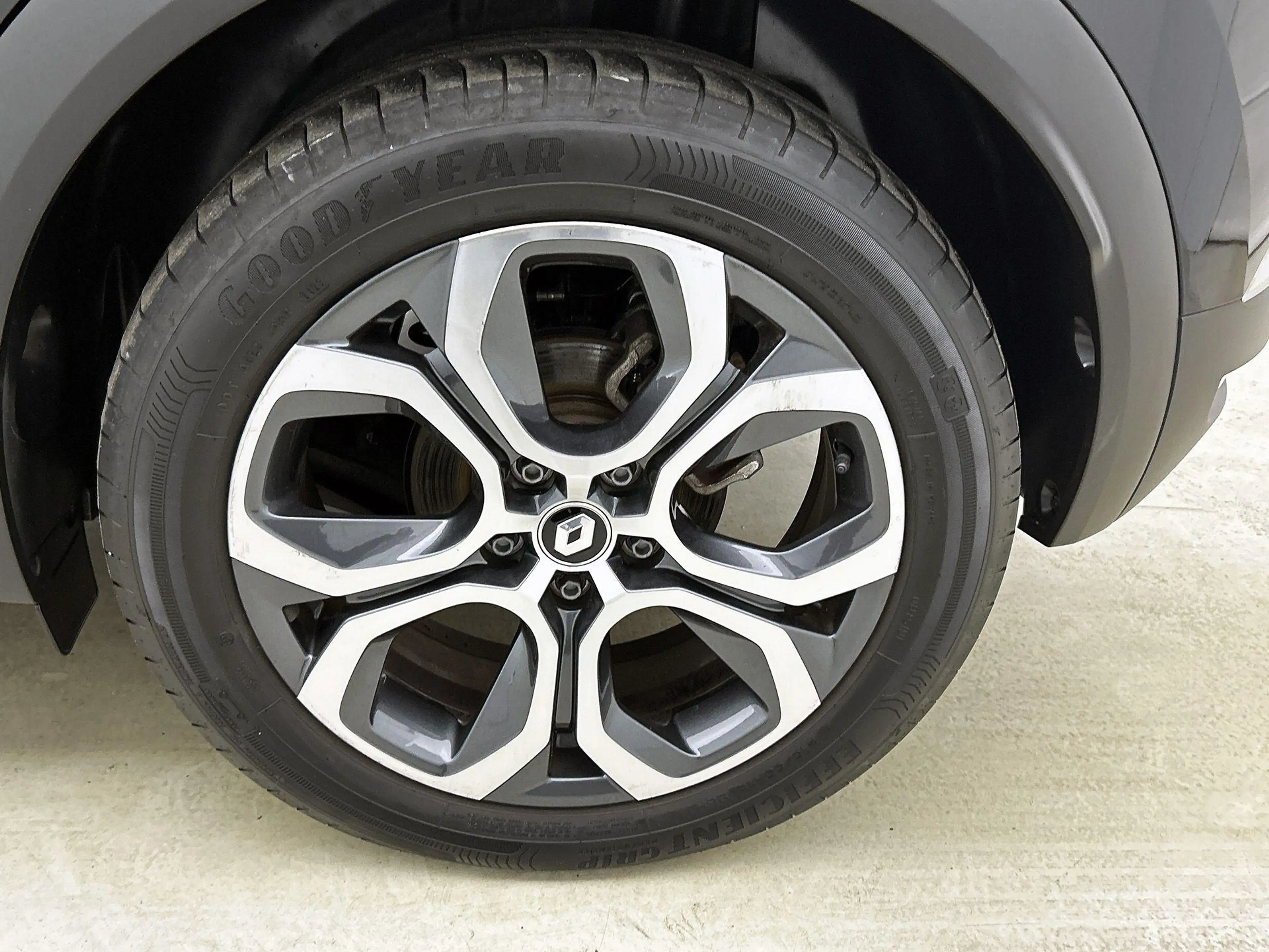 Renault Captur Captur E-TECH hybrid 140 Intens — photo 4