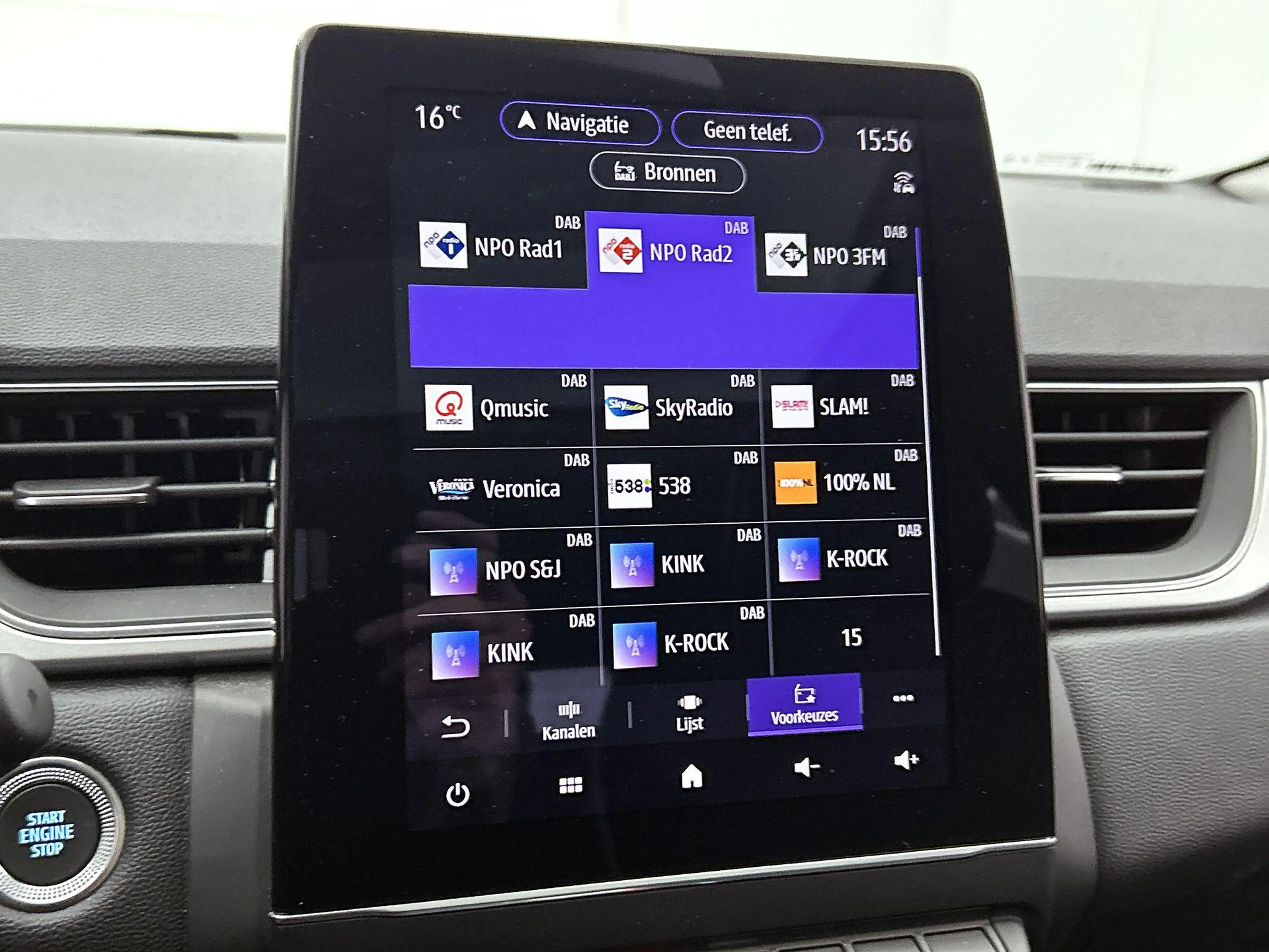 Renault Captur Captur E-TECH hybrid 140 Intens — photo 15