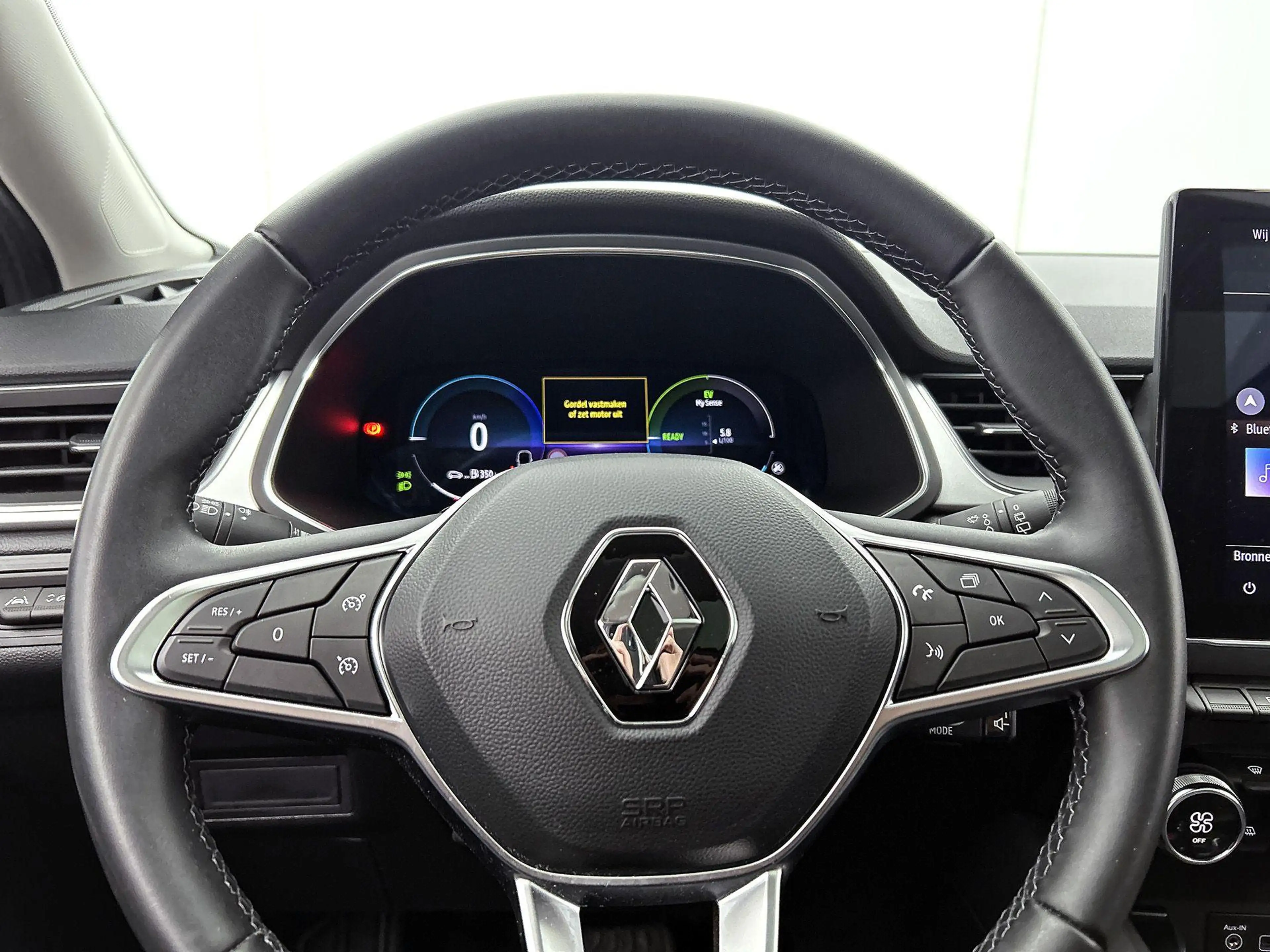 Renault Captur Captur E-TECH hybrid 140 Intens — photo 14