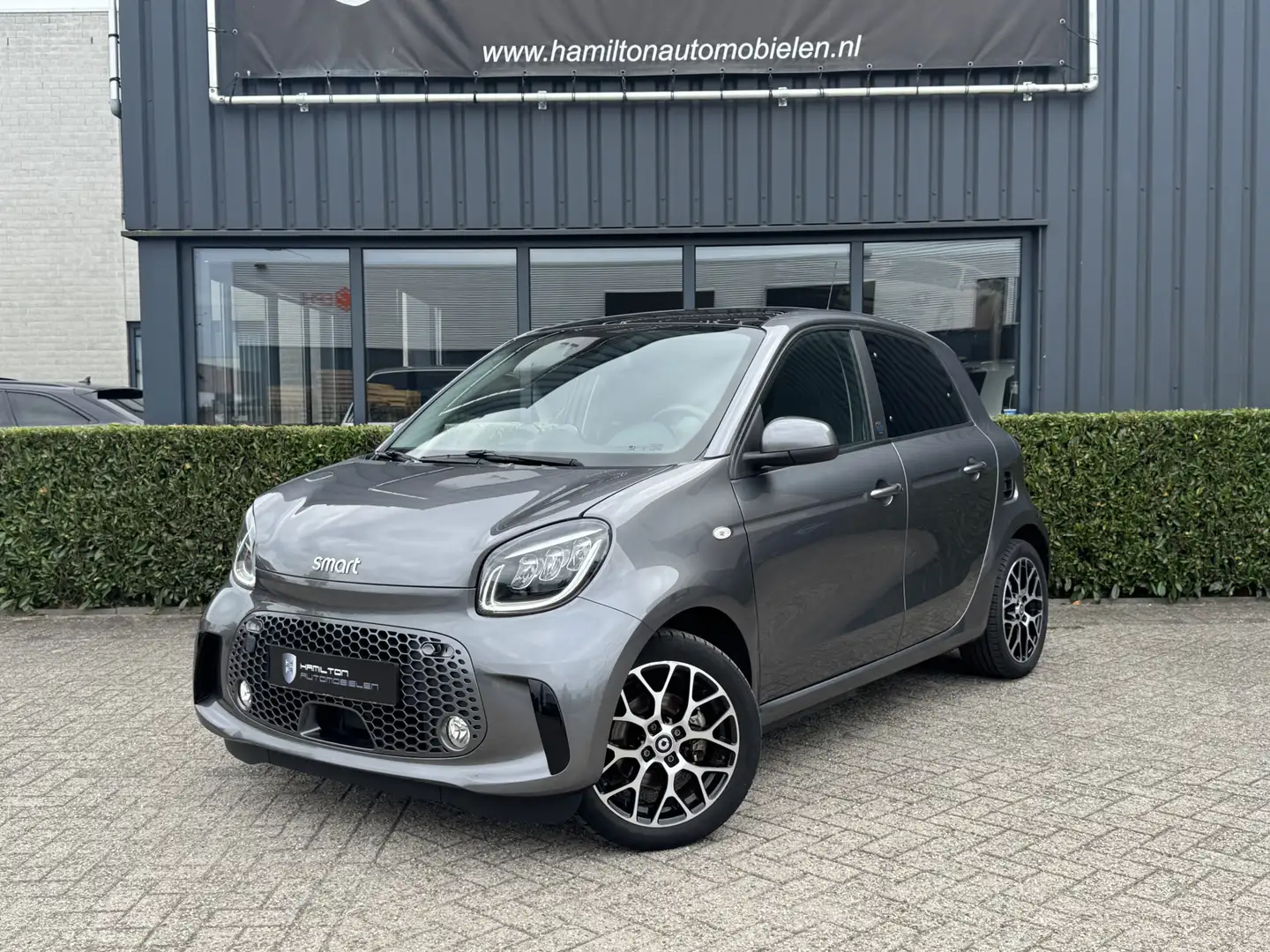 smart forFour EQ Comfort PLUS 18 kWh Full options NL Auto 31dkm Grijs - 1
