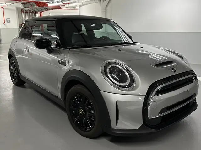 MINI Cooper SE Premium Edition/ Sportzetels/ Camera/ Carplay/ ACC