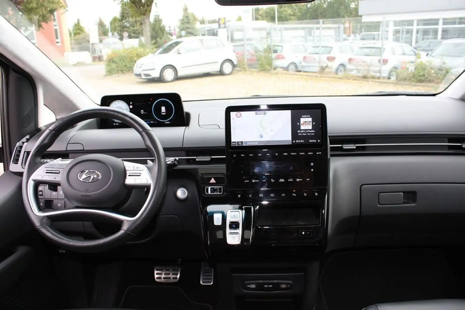 Hyundai STARIA 2.2 AT AWD 7 posti Signature Gris - 1