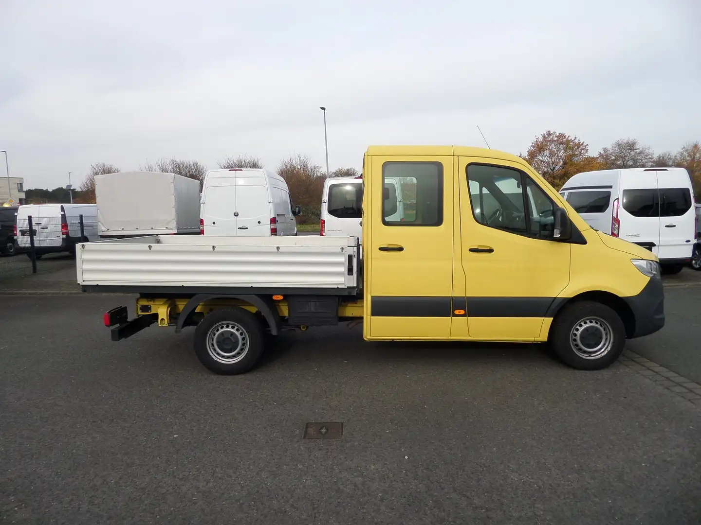 Mercedes-Benz Sprinter 315 cdi AUTOMATIK+Pritsche+DoKa 6Sitzer+Klima+Navi Gelb - 1