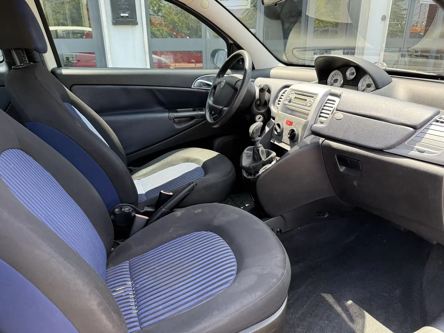Lancia Ypsilon 1.2 MARCIANTE CARROZZERIA DA RIVEDERE *LEGGI*!! Bianco - 2
