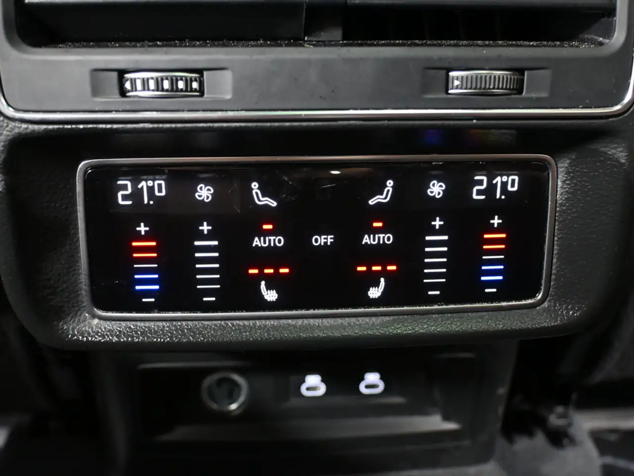 Audi Q7 снимка Audi Q7