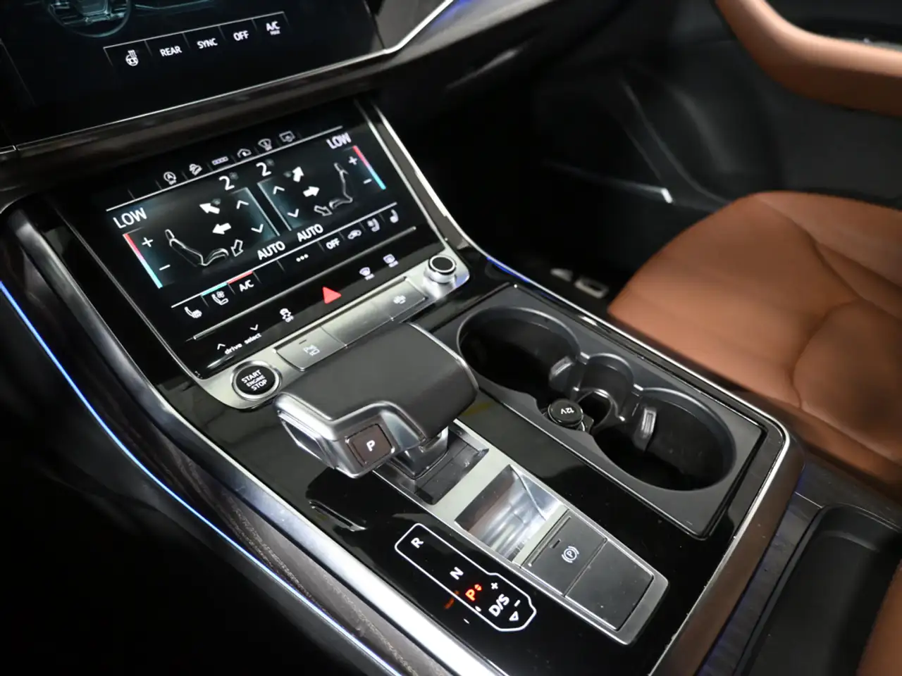 Audi Q7 снимка Audi Q7