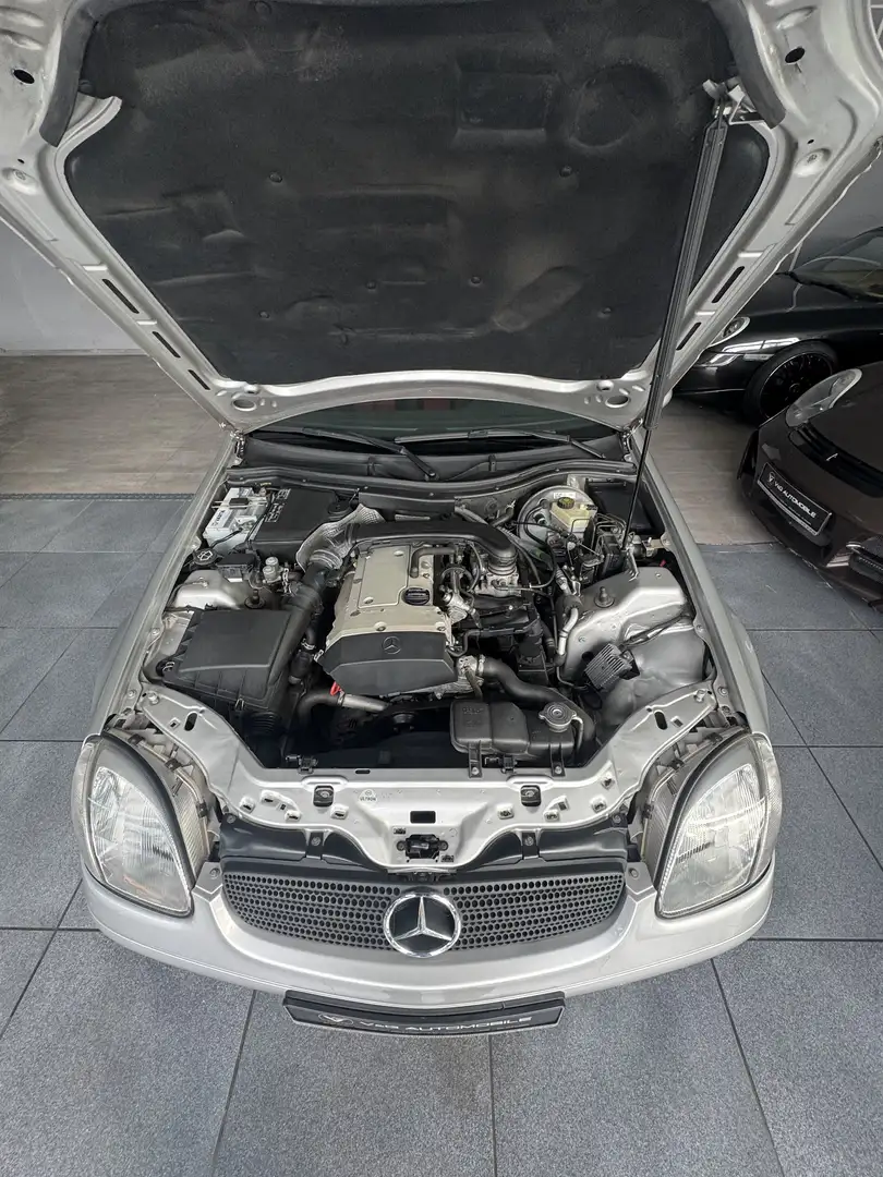 Mercedes-Benz SLK 200 1 Hand , Km sind Nachweisbar !unfallfrei , Silber - 2
