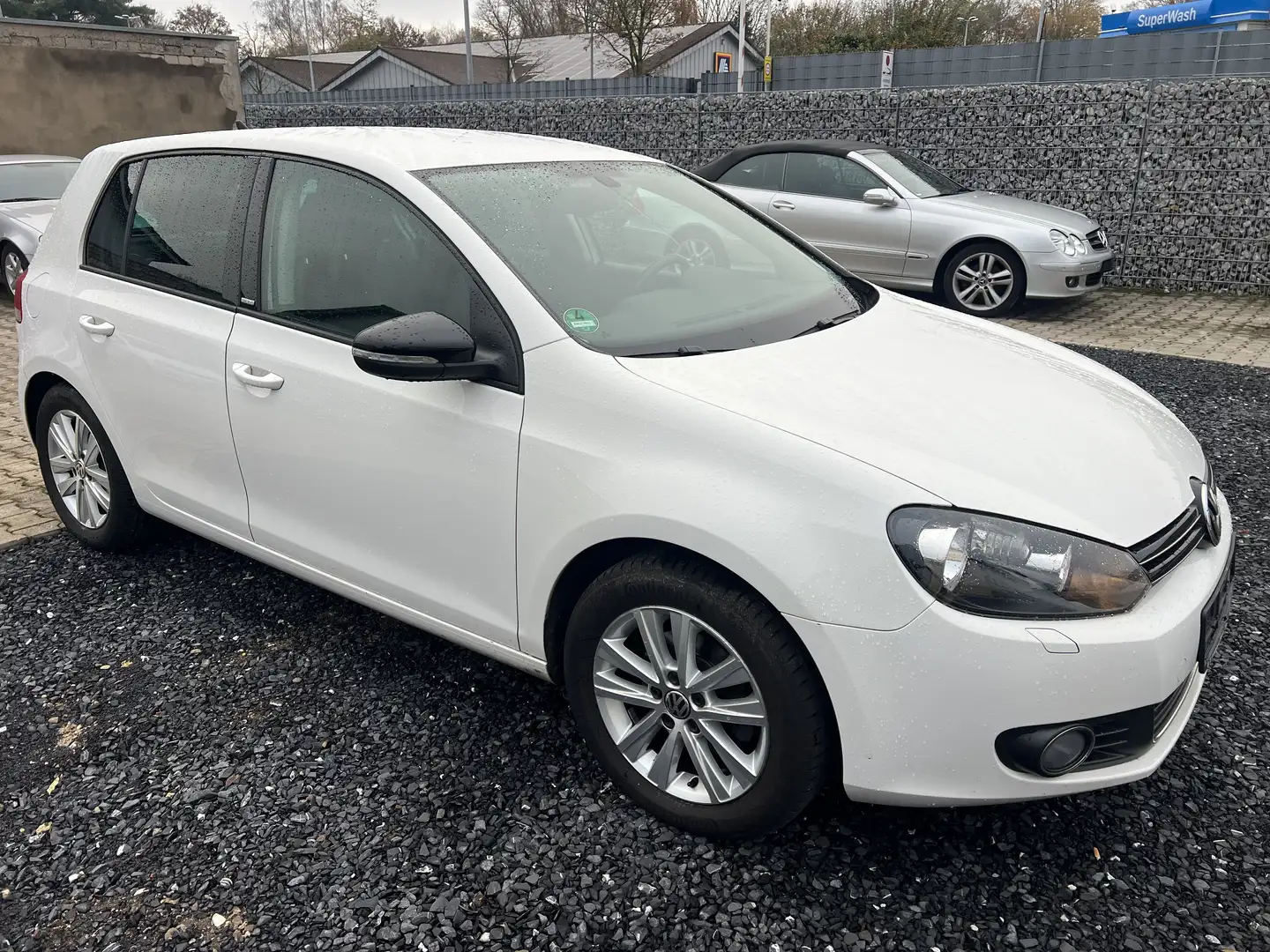 Volkswagen Golf Style 4/5 Türen aus 1 Hand TüV/AU 9/2026 Blanc - 2