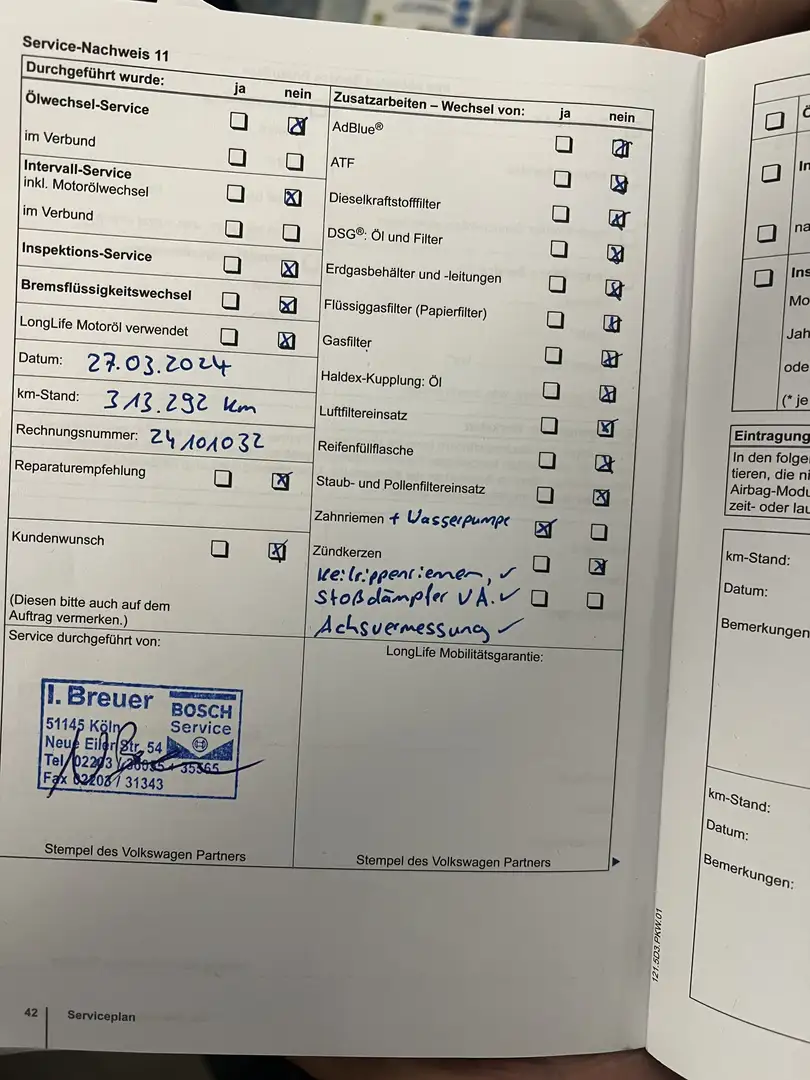 Volkswagen Golf Style 4/5 Türen aus 1 Hand TüV/AU 9/2026 Weiß - 1