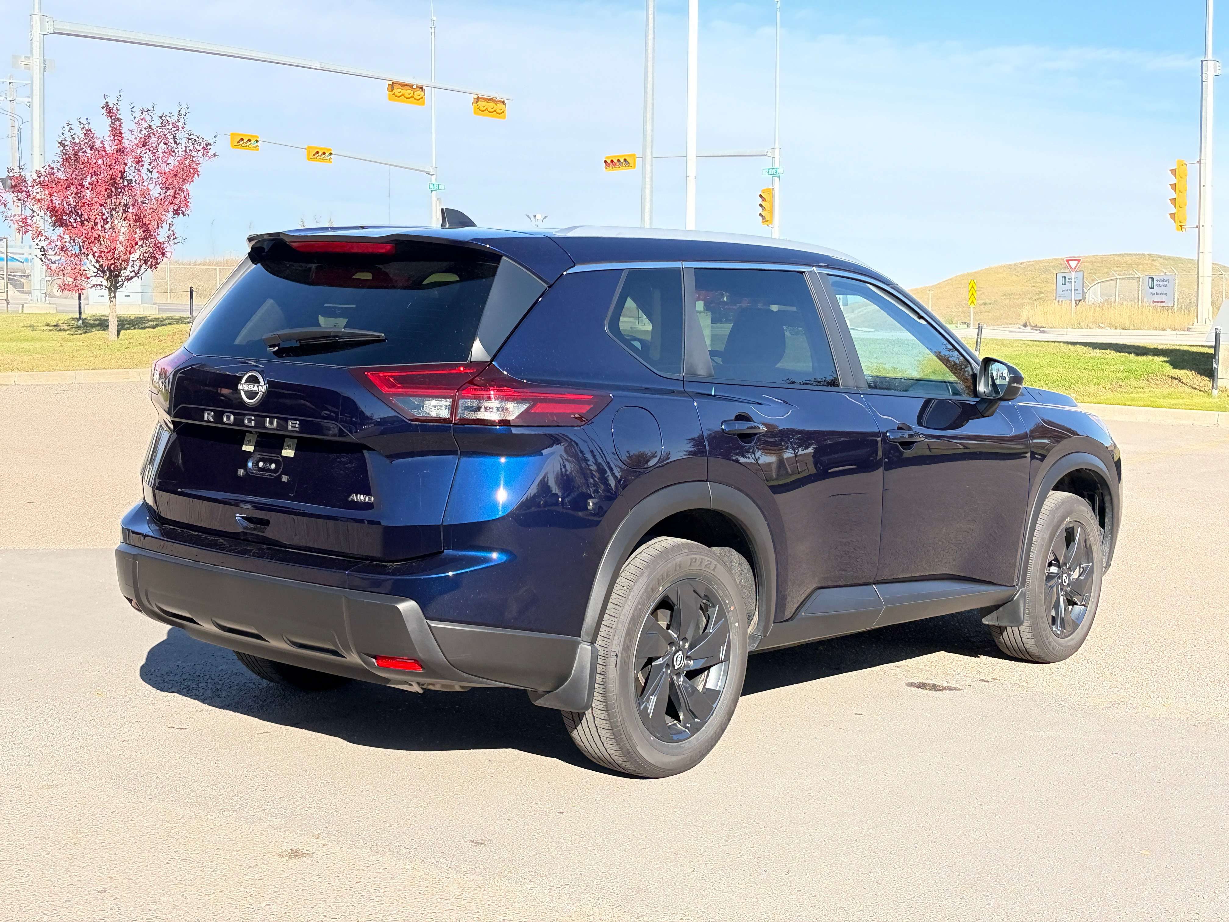 2026 Nissan Rogue AWD SV Moonroof - CERTIFIED PRE-OWNED — photo 1