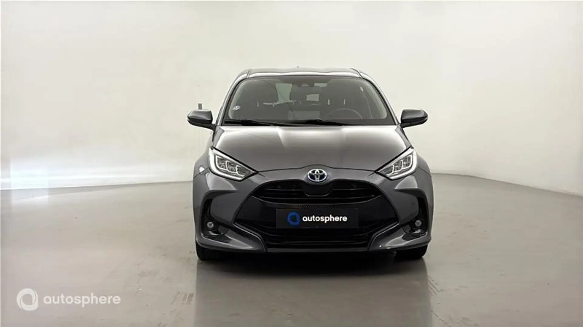 Toyota Yaris 116h Design 5p MY22 - 2