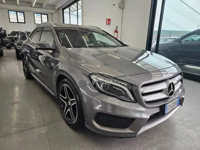 Mercedes-Benz GLA 250 Premium 4matic BENZINA / AUTOMATICO