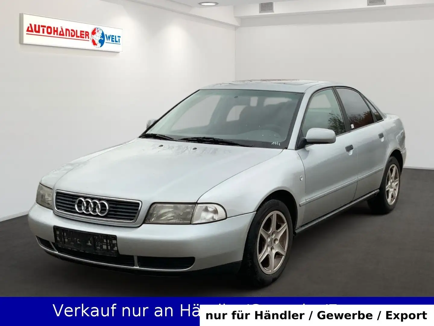 Audi A4 Lim. 1.8i Plateado - 1