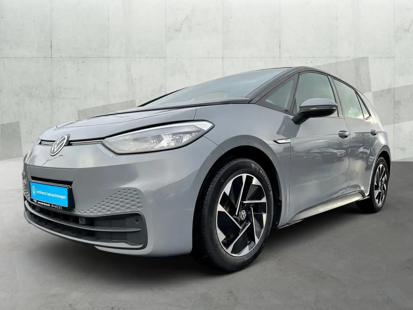 Volkswagen ID.3 PRO PERF. 62 kWh LIFE +LED +ACC +CARPLAY +18" +NA Grau - 2