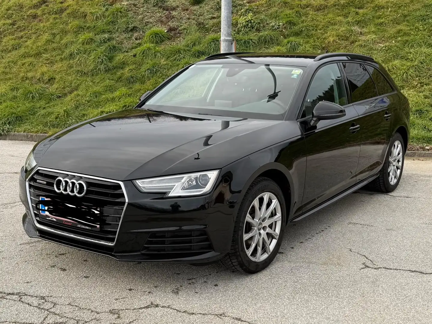 Audi A4 A4 Avant 2,0 TDI quattro S-tronic Schwarz - 1