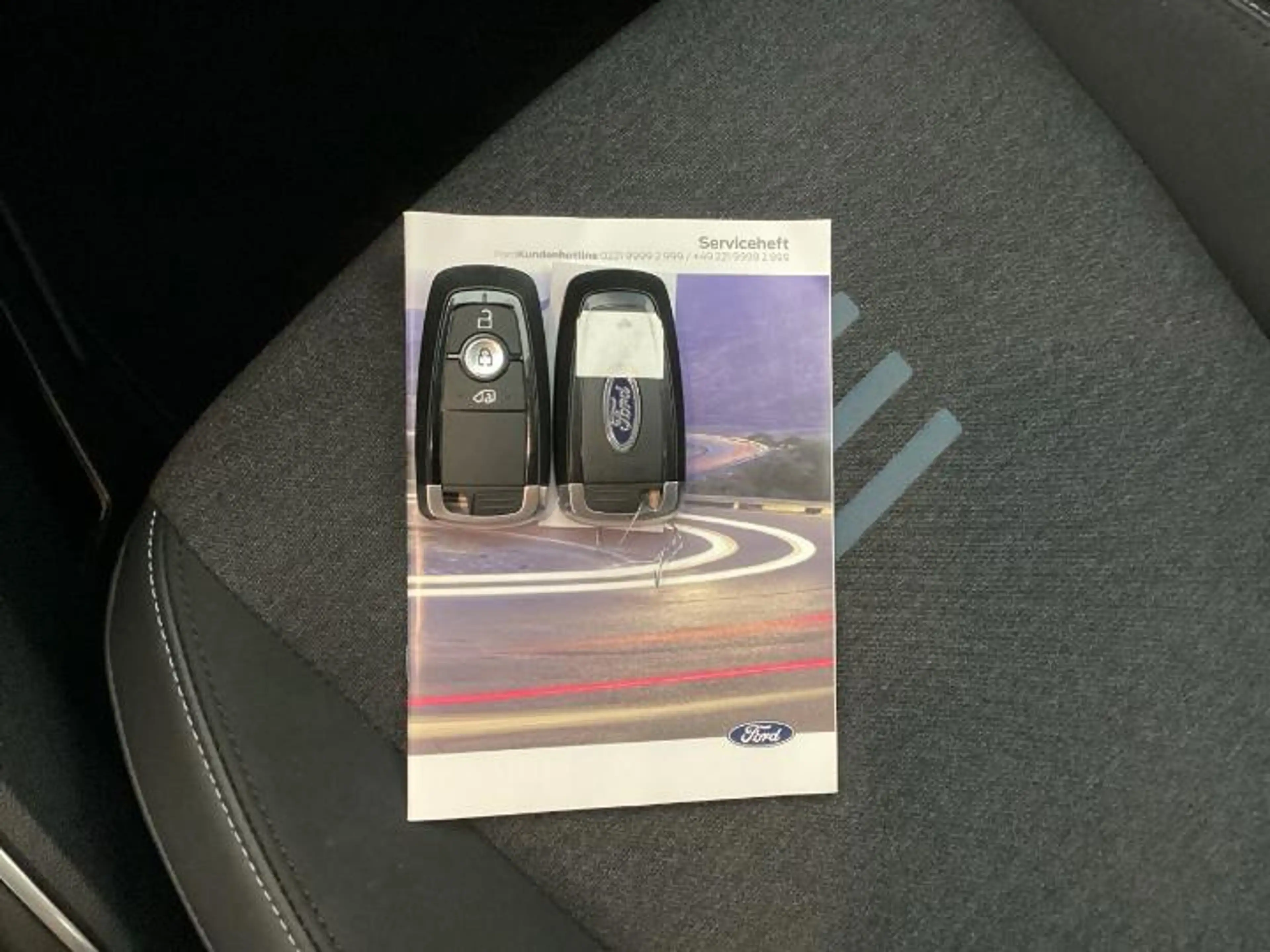 Ford Tourneo Courier Active AHK — photo 6