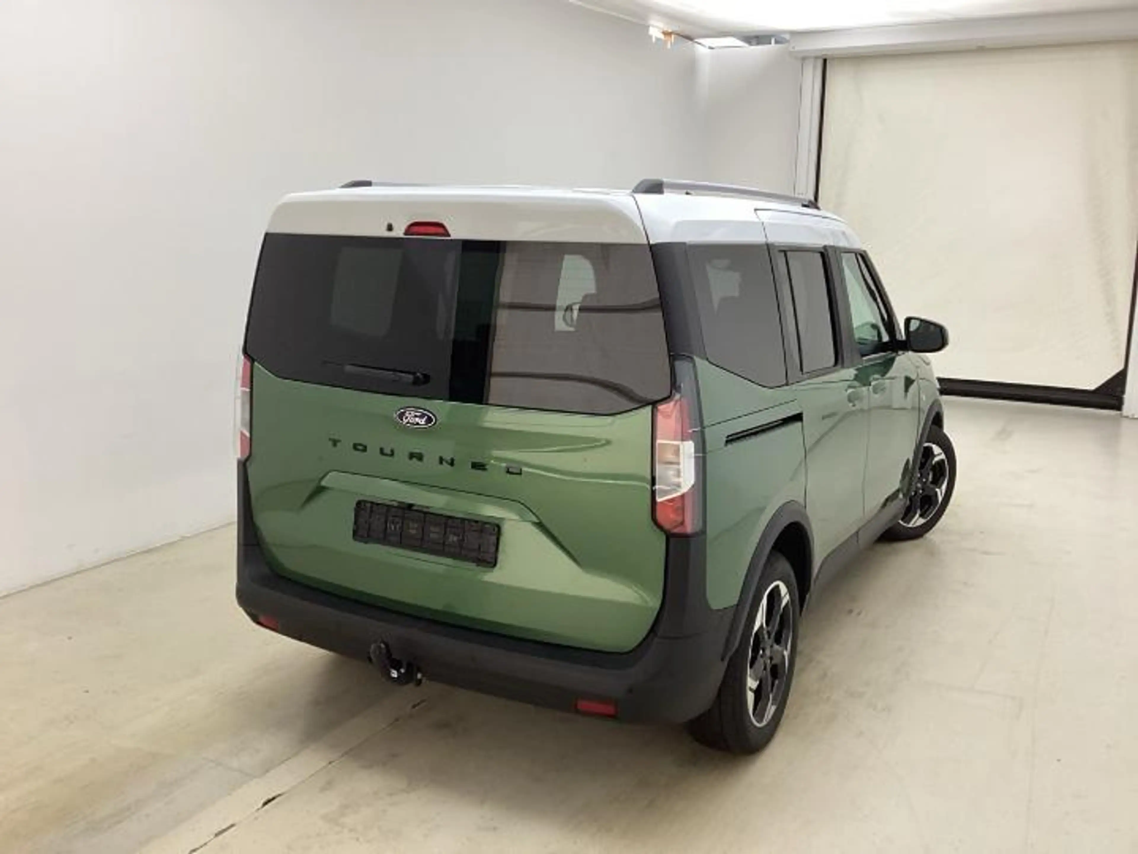 Ford Tourneo Courier Active AHK — photo 2
