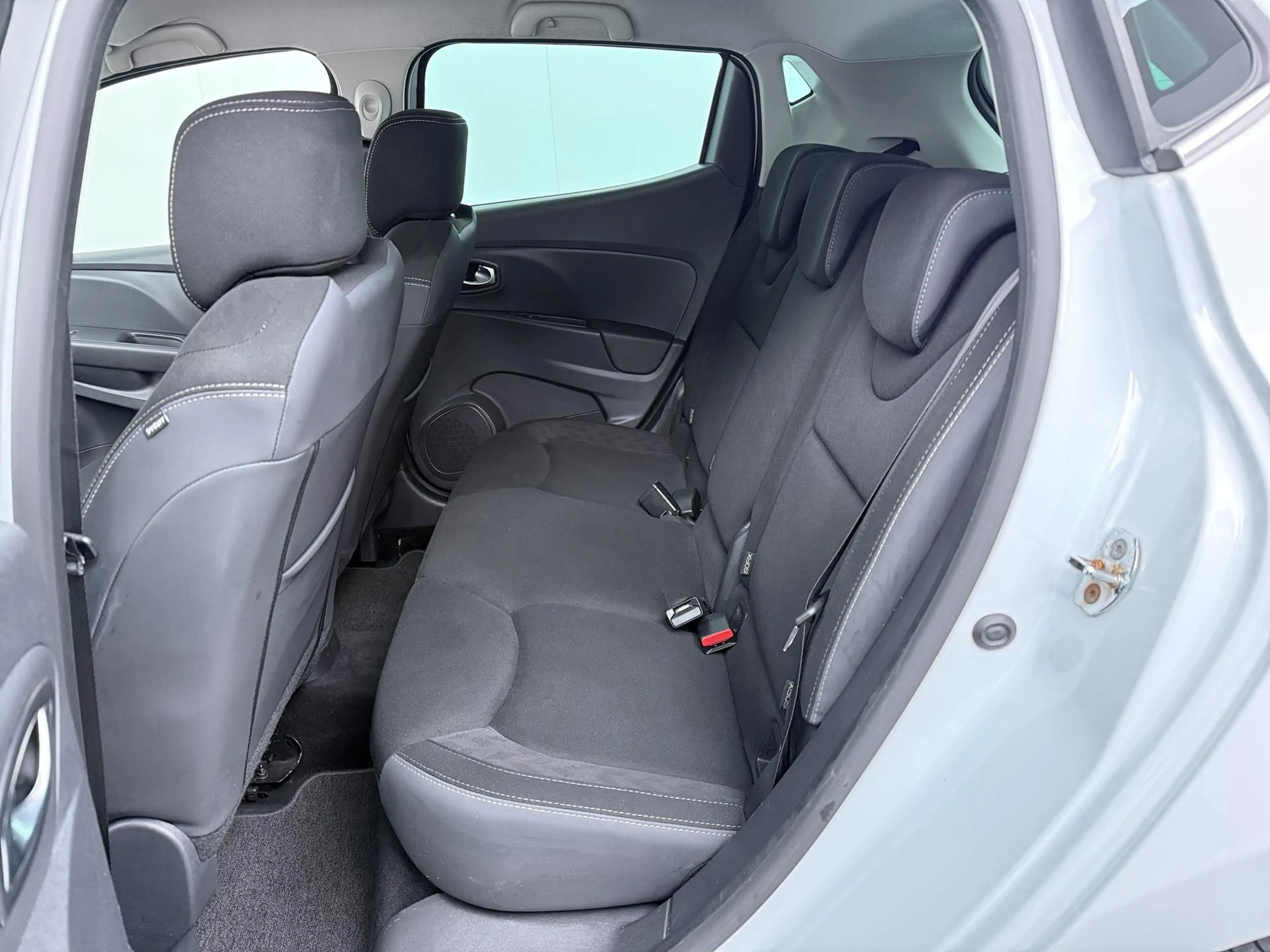 Renault Clio TCe 90 Limited | navigatie | parkeersensoren | air — photo 14