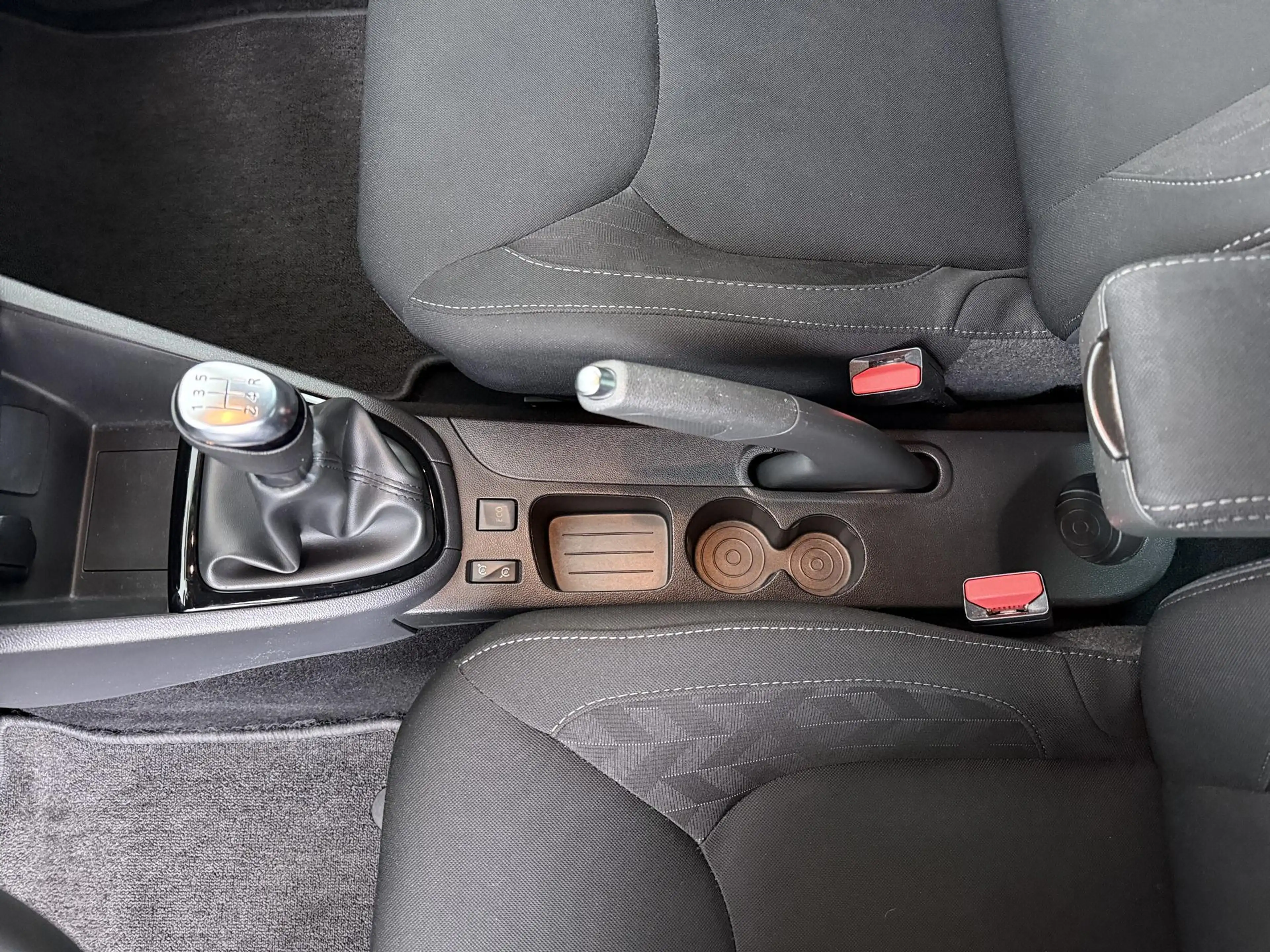 Renault Clio TCe 90 Limited | navigatie | parkeersensoren | air — photo 12