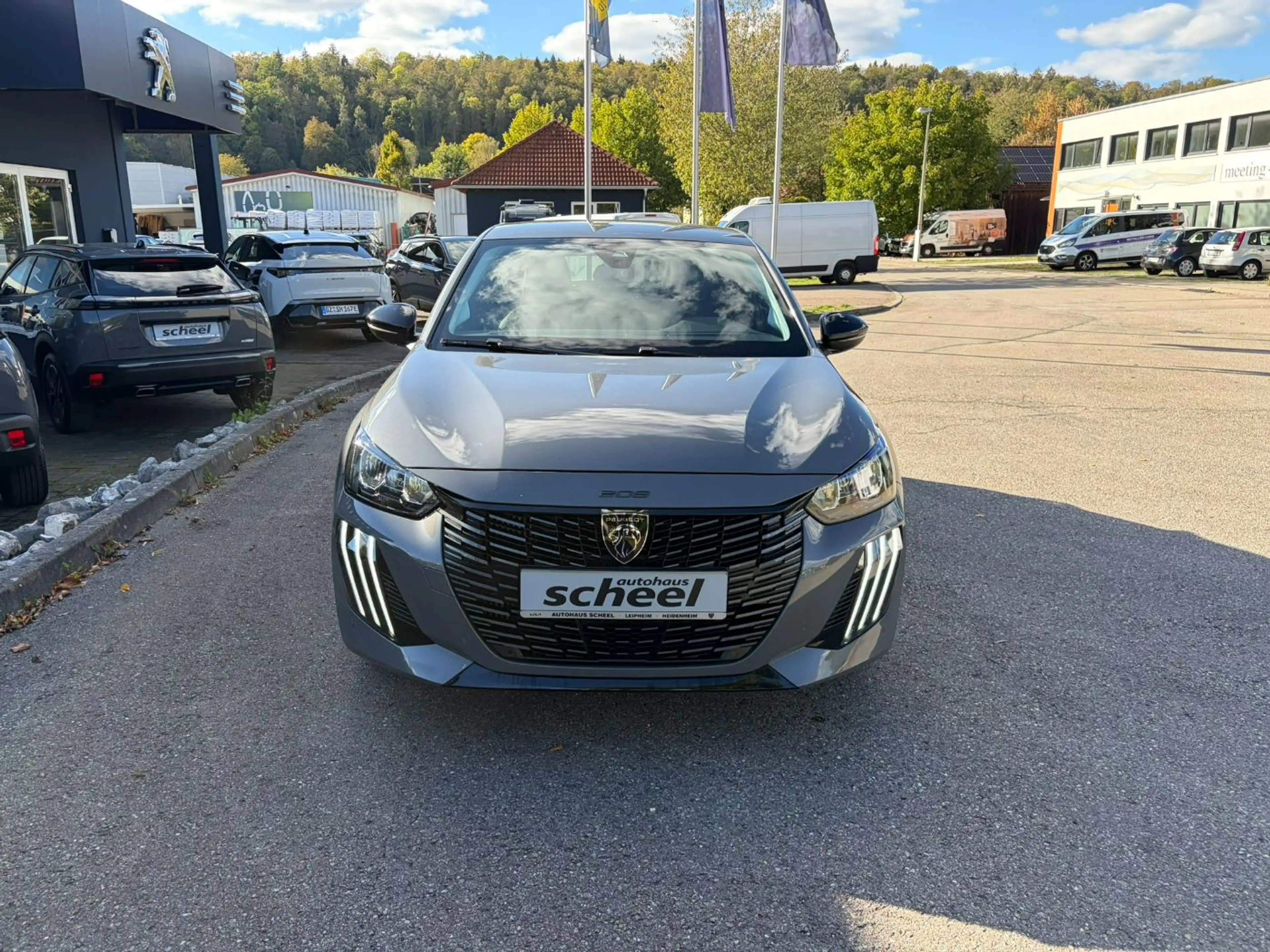 Peugeot 208 1.2 100 A llure KeyLess/LED/PDC/SHZ/AUT/LM — photo 3