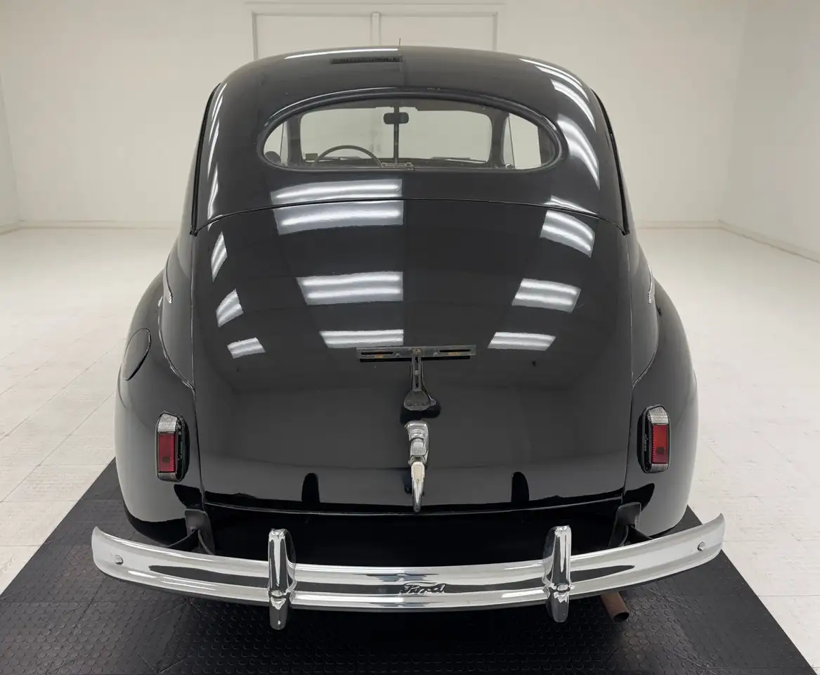 Ford Deluxe, foto 4