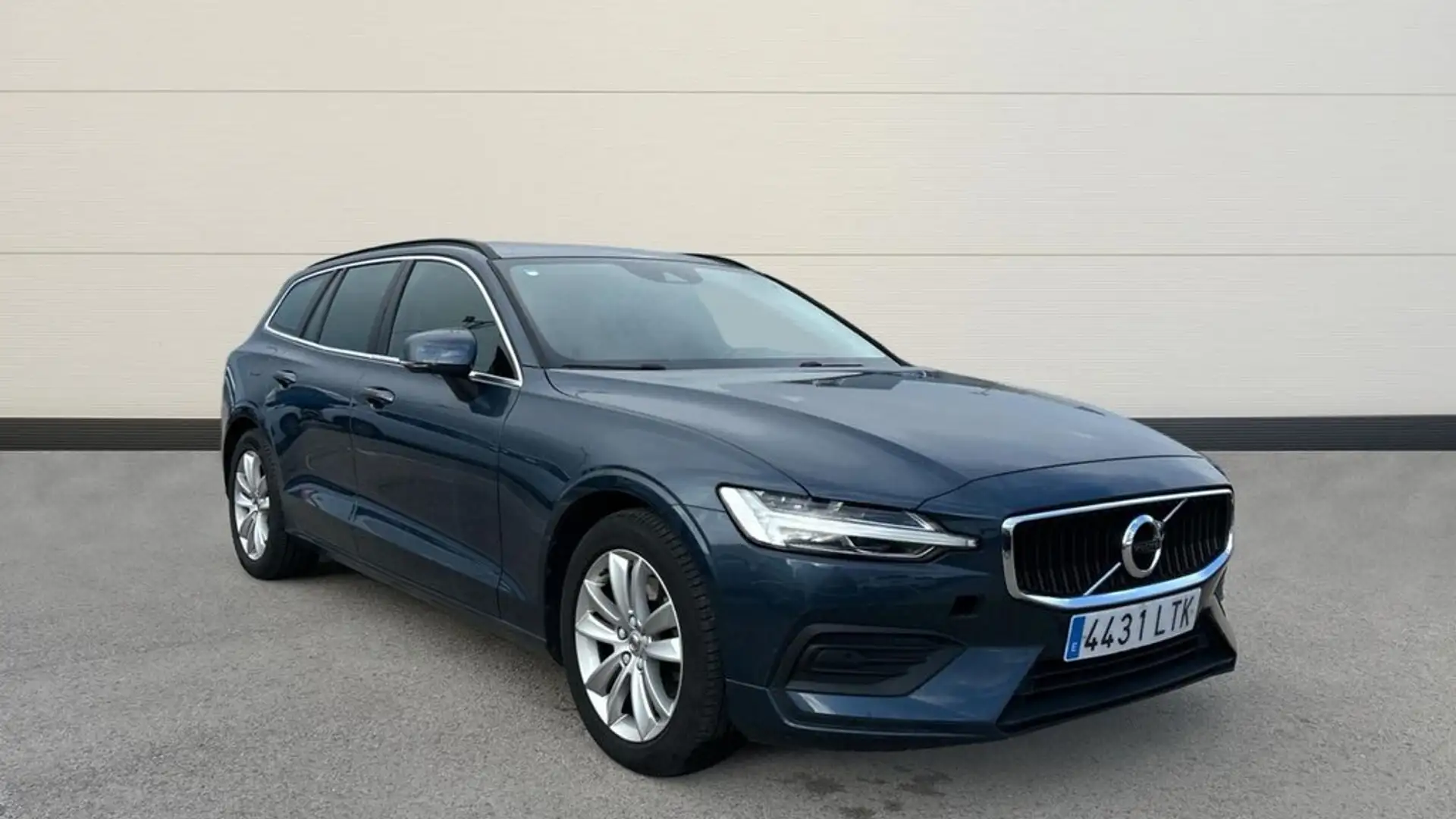 Volvo V60 2.0 B4 P MOMENTUM AUTO 197 5P Azul - 1