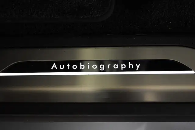 Land Rover Range Rover P550e PHEV AWD Autobiography Aut. *FINAL SALE* Ansicht 13