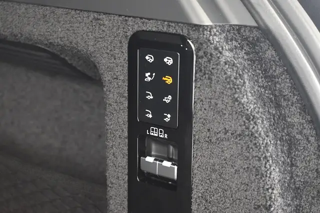 Land Rover Range Rover P550e PHEV AWD Autobiography Aut. *FINAL SALE* Ansicht 10