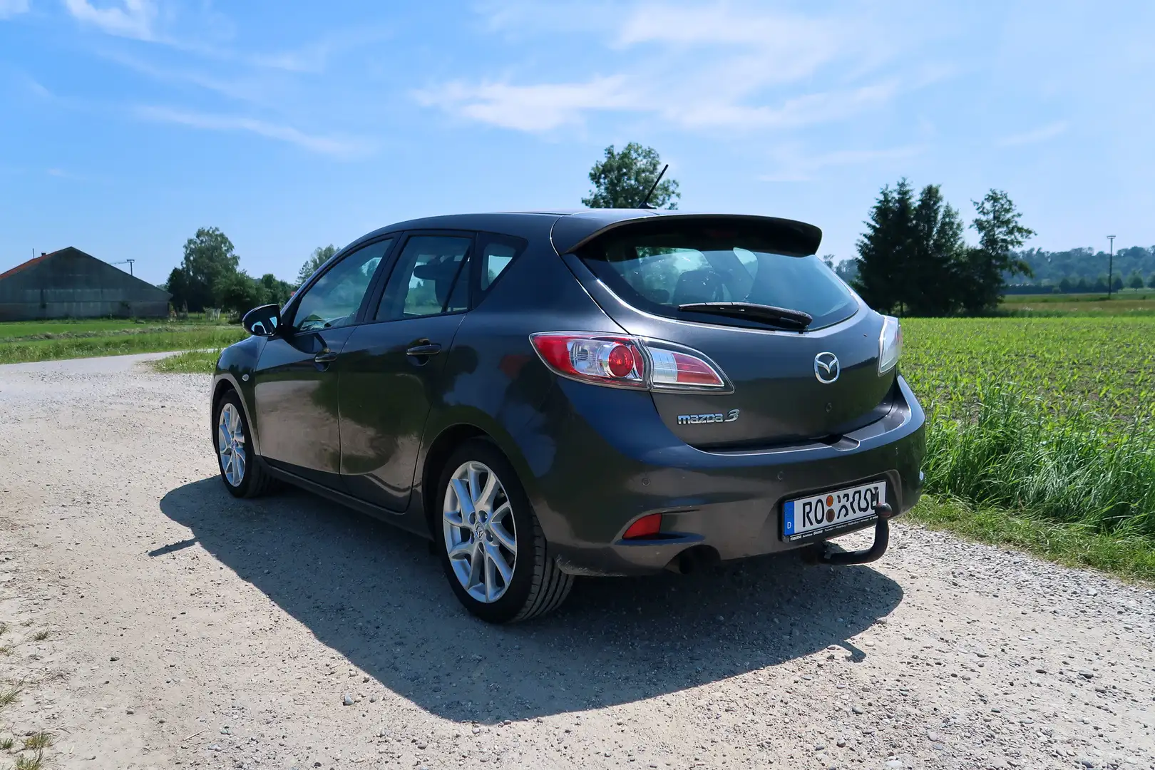 Mazda 3 Mazda 3 S 1,6L MZ-CD 115 PS 5T 6GS AL-EDITION Grau - 2