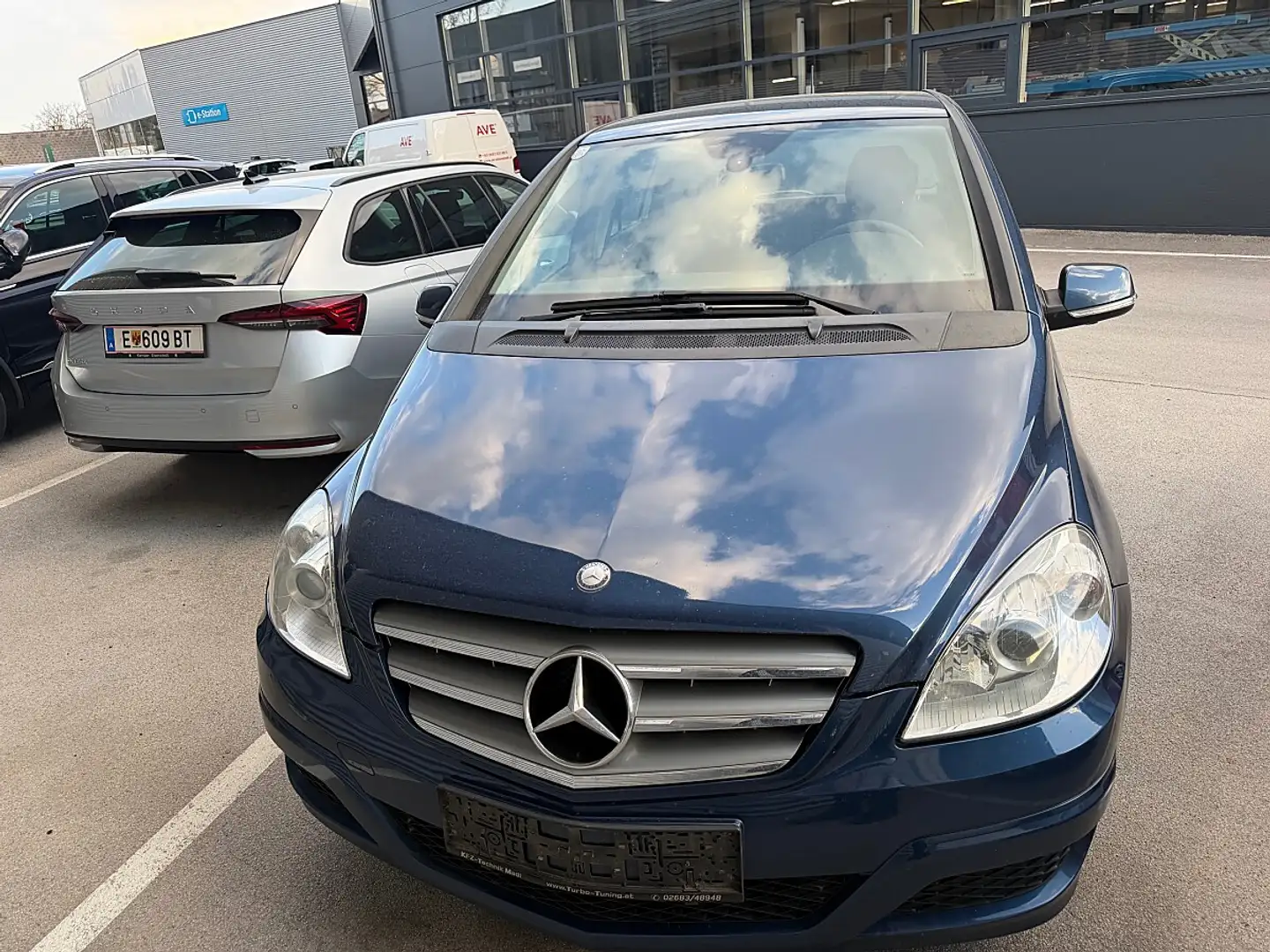 Mercedes-Benz B 160 BlueEfficiency Blau - 2