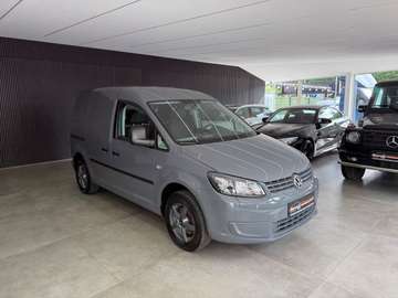 1.6 TDI Kasten*Klima*Bi-Xenon*PDC*AHK*