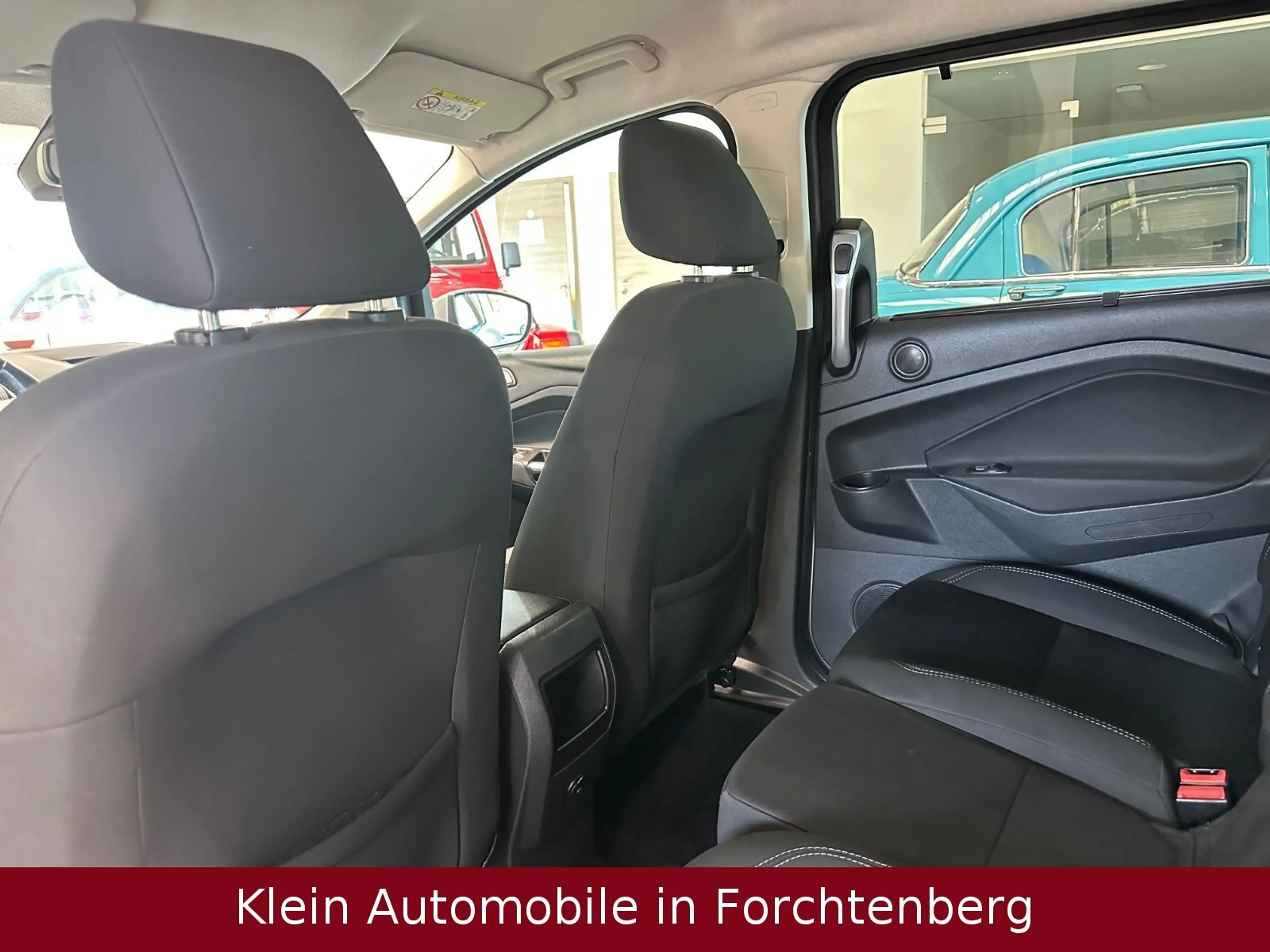 Ford Grand C-Max Grand C-MAX Cool&Connect Navi Kamera PDC 7Sitzer — photo 13