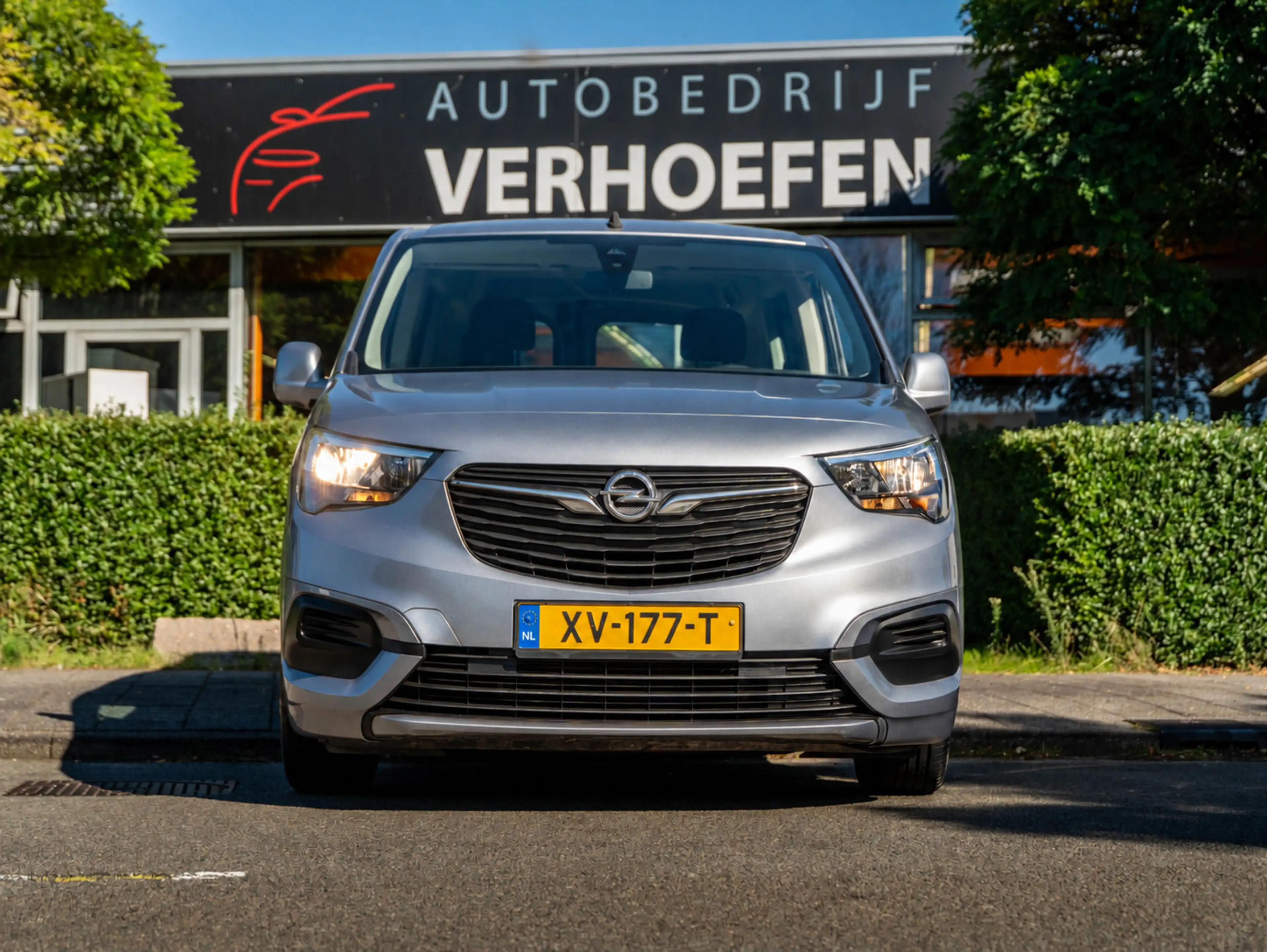 Opel Combo Tour 1.2 Turbo L1H1 Edition | 5 ZITS | LANE ASSIST — photo 3