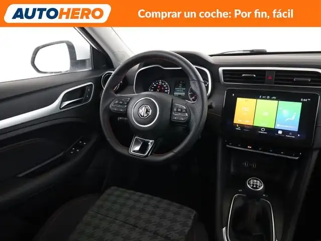 MG ZS view 14
