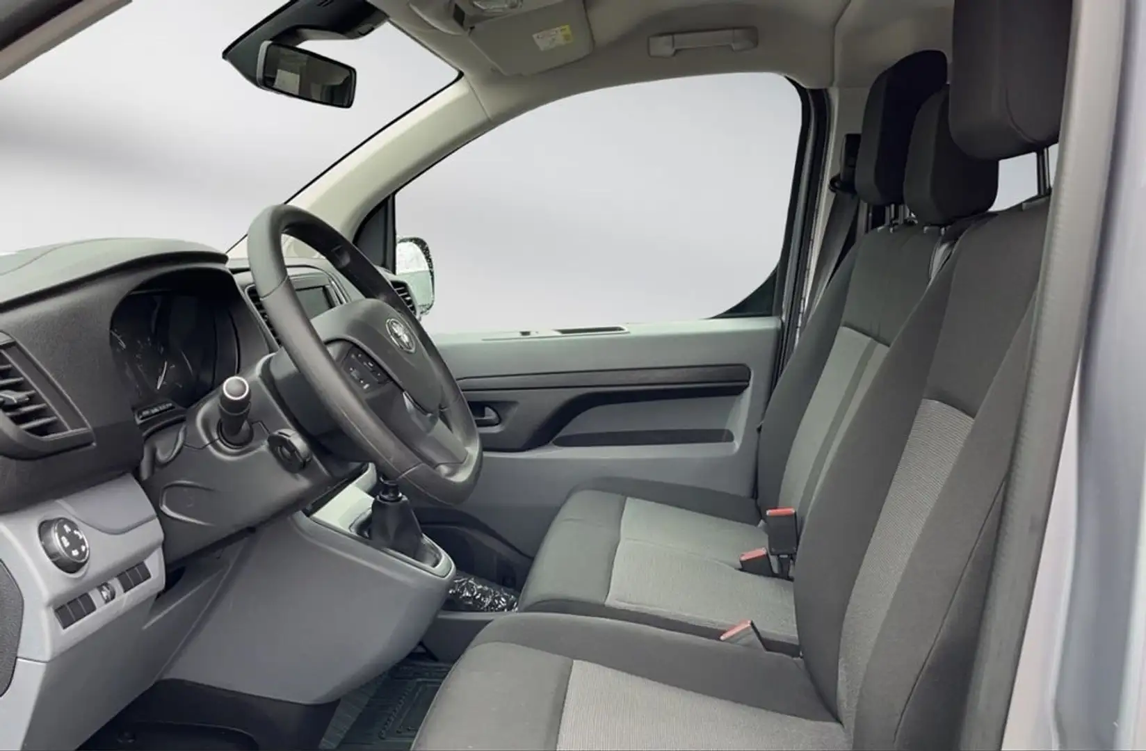 Toyota Proace Verso 2.0D 144 CV L1 Comfort Gris - 2