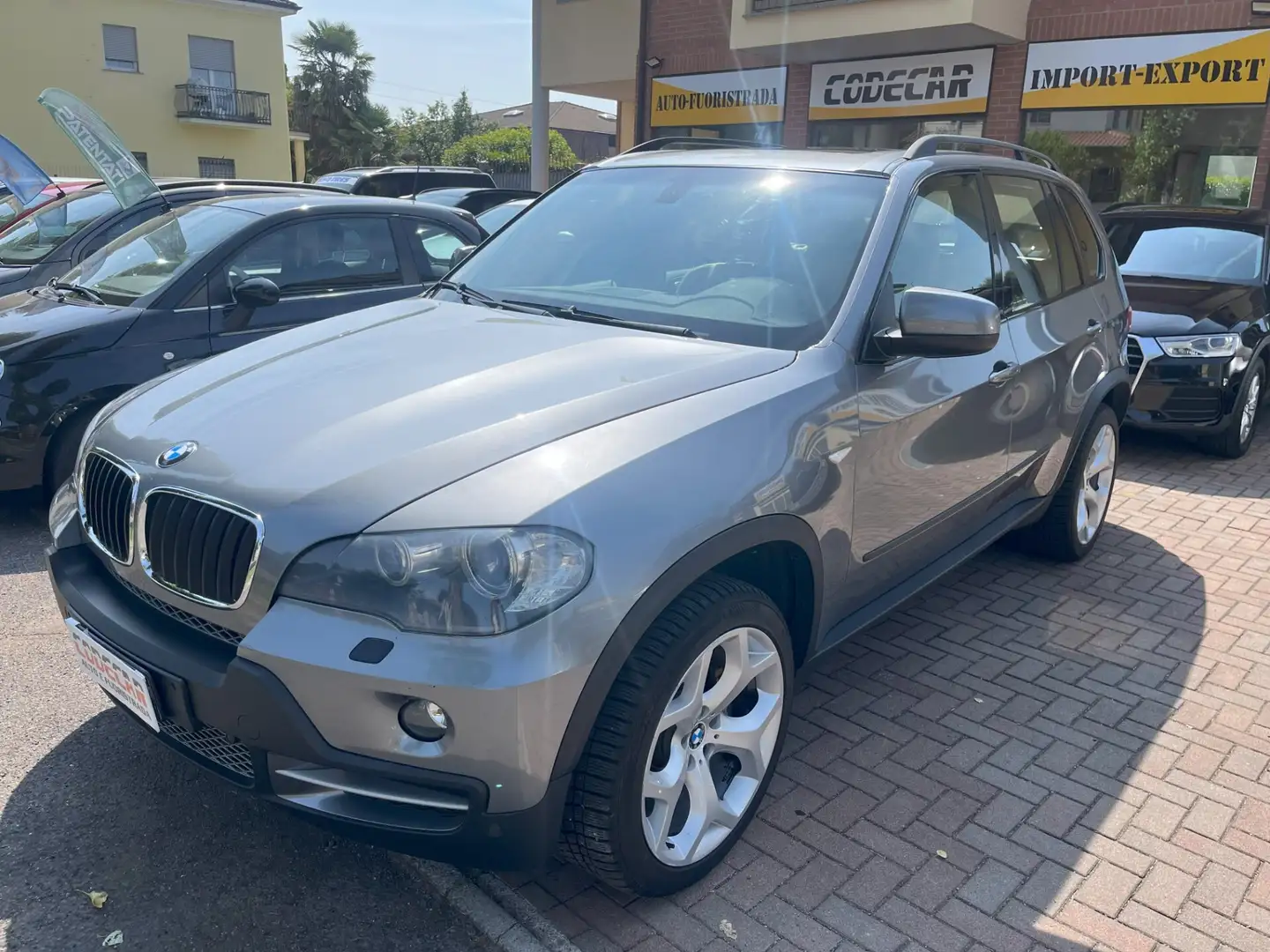 BMW X5 3.0d cat Attiva Grigio - 2