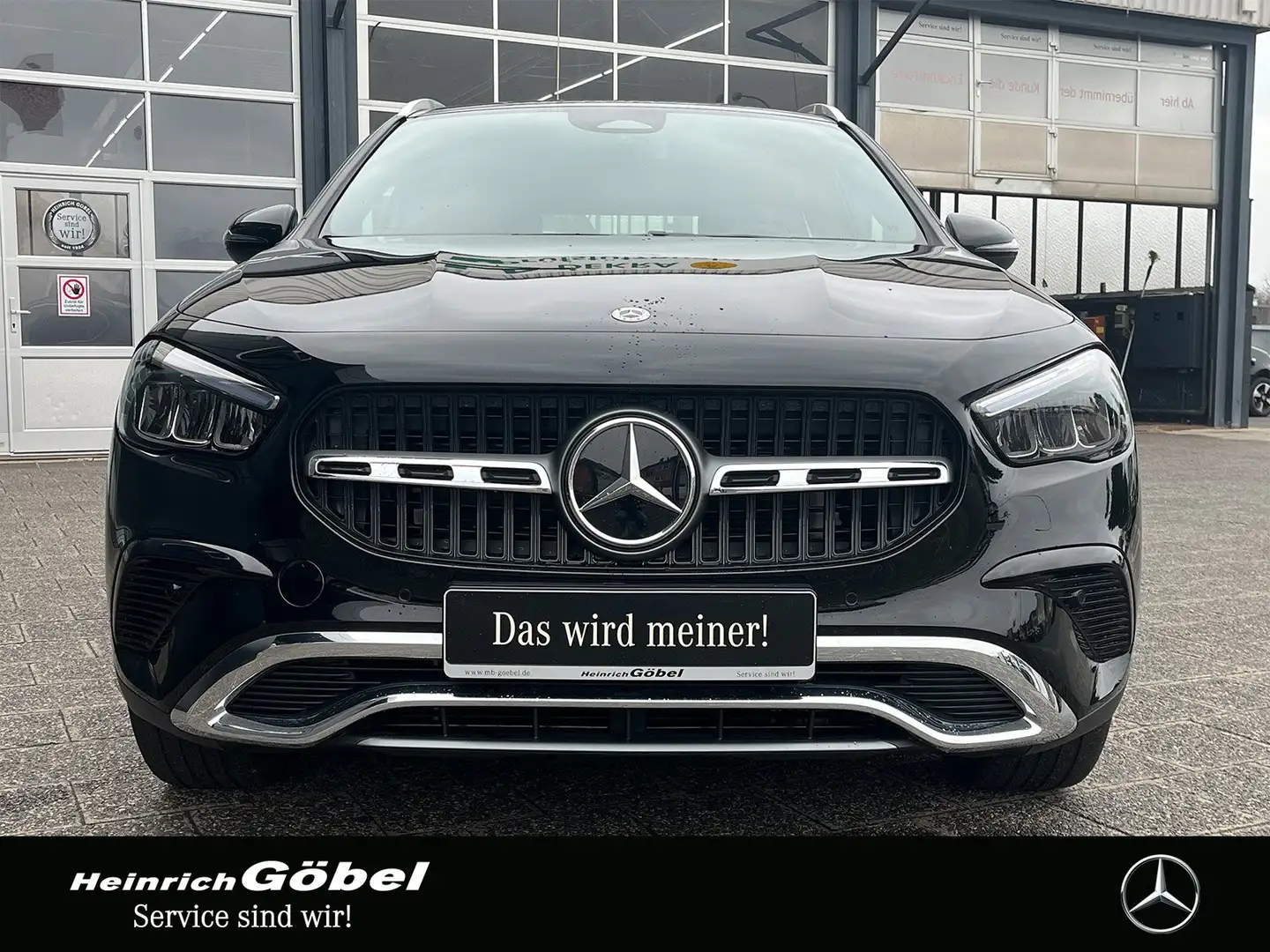 Mercedes-Benz GLA 180 Zwart - 2