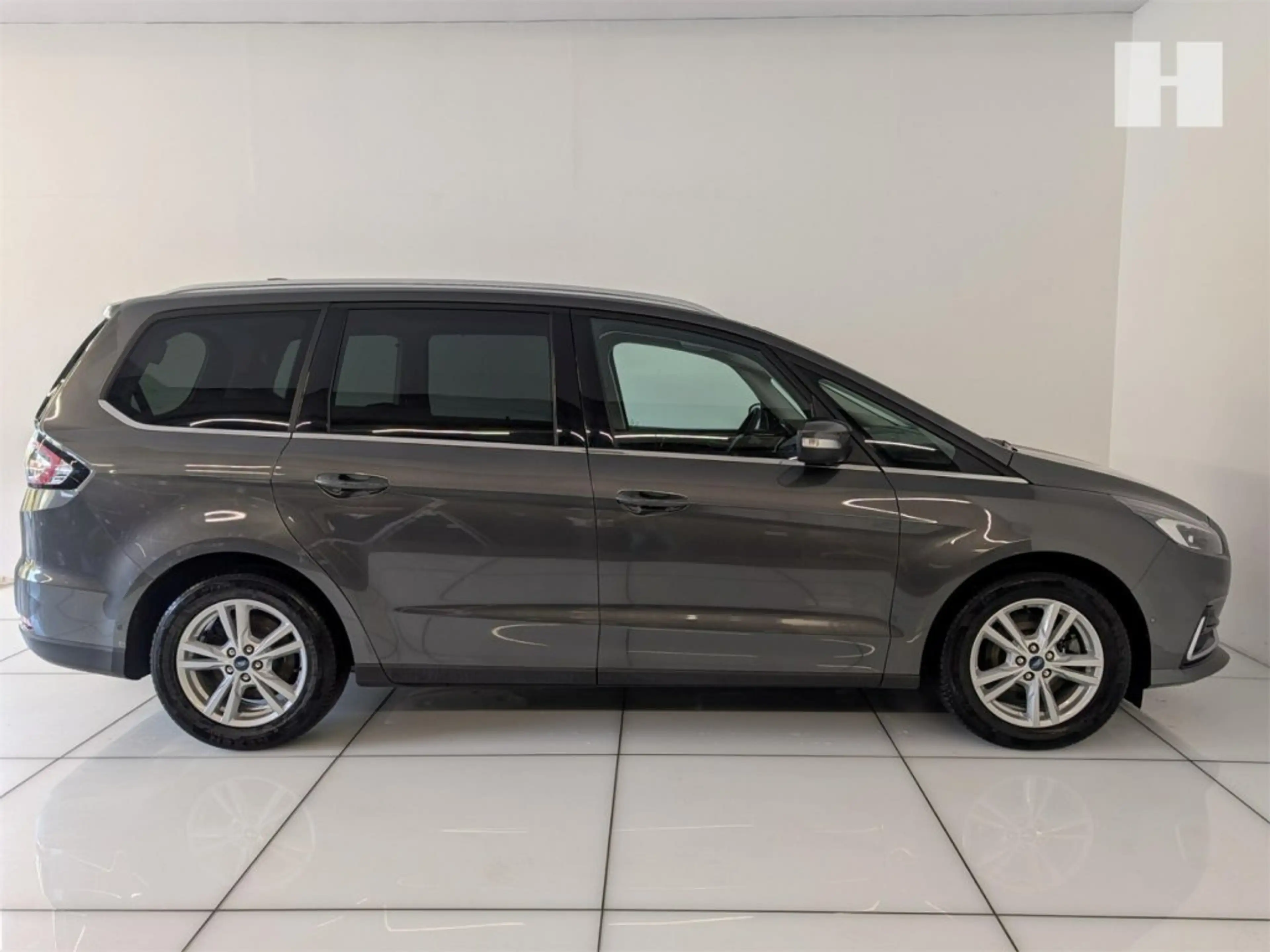 Ford Galaxy 2,0TD Tit. — photo 5