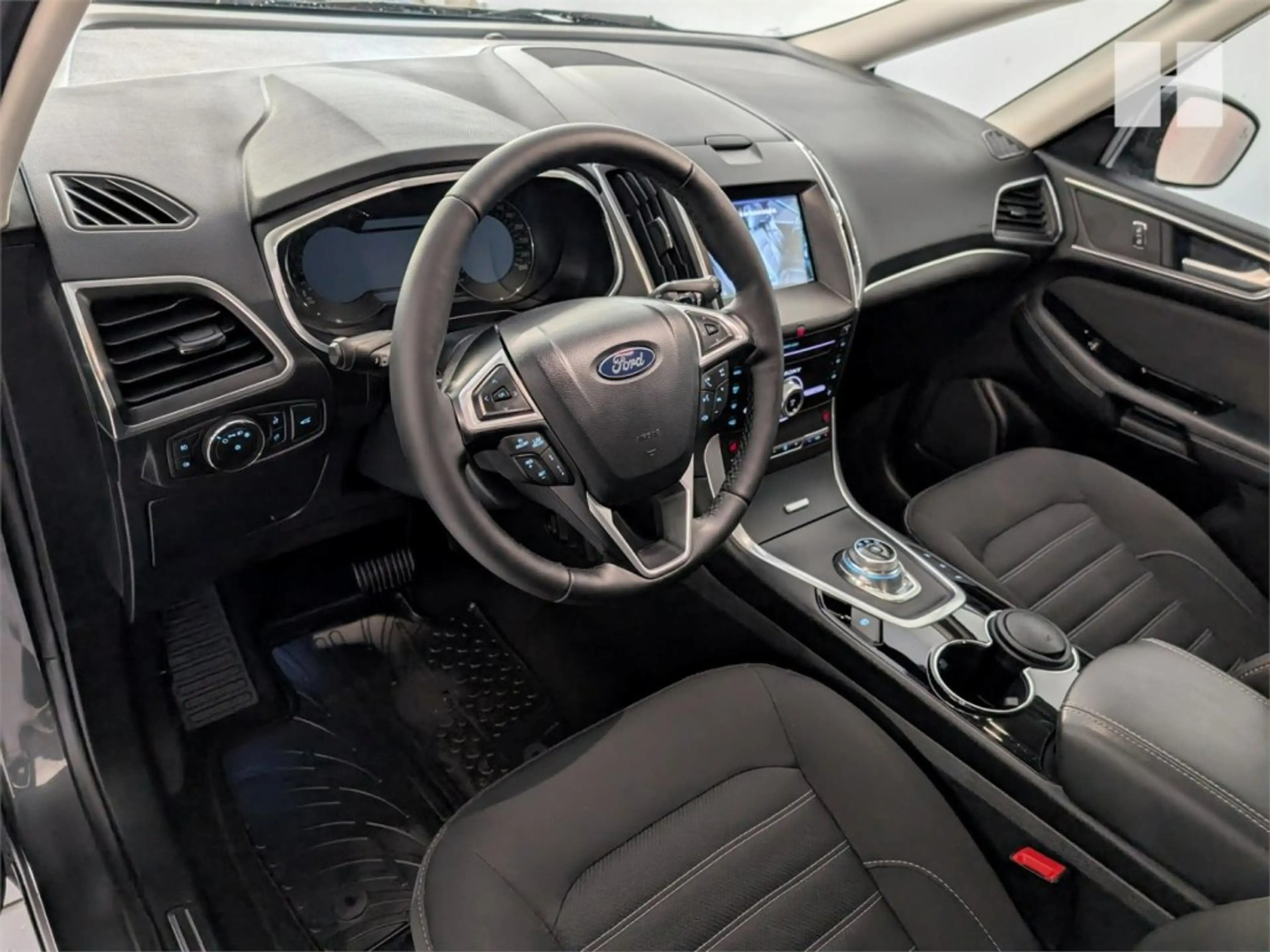 Ford Galaxy 2,0TD Tit. — photo 11