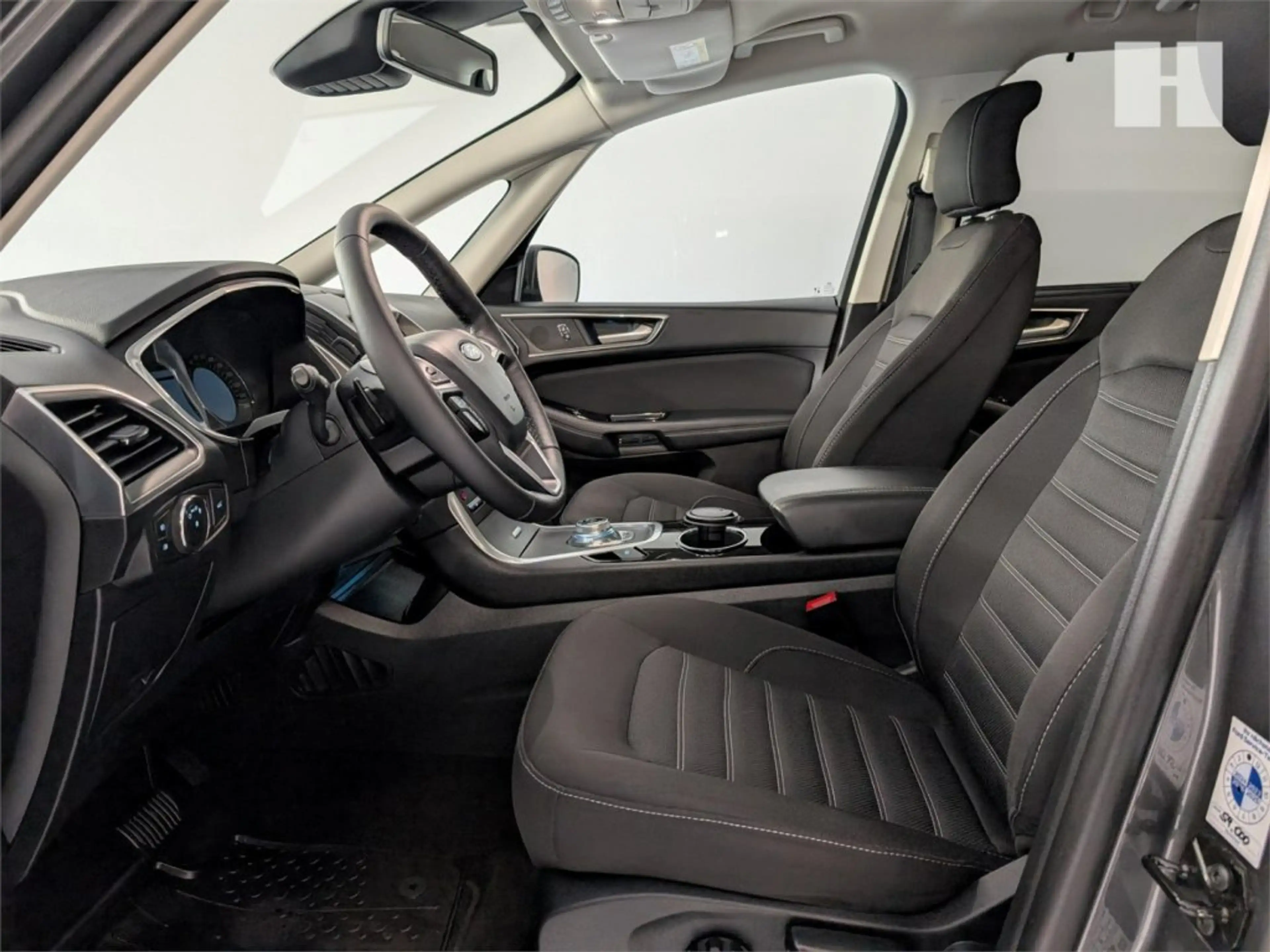 Ford Galaxy 2,0TD Tit. — photo 9
