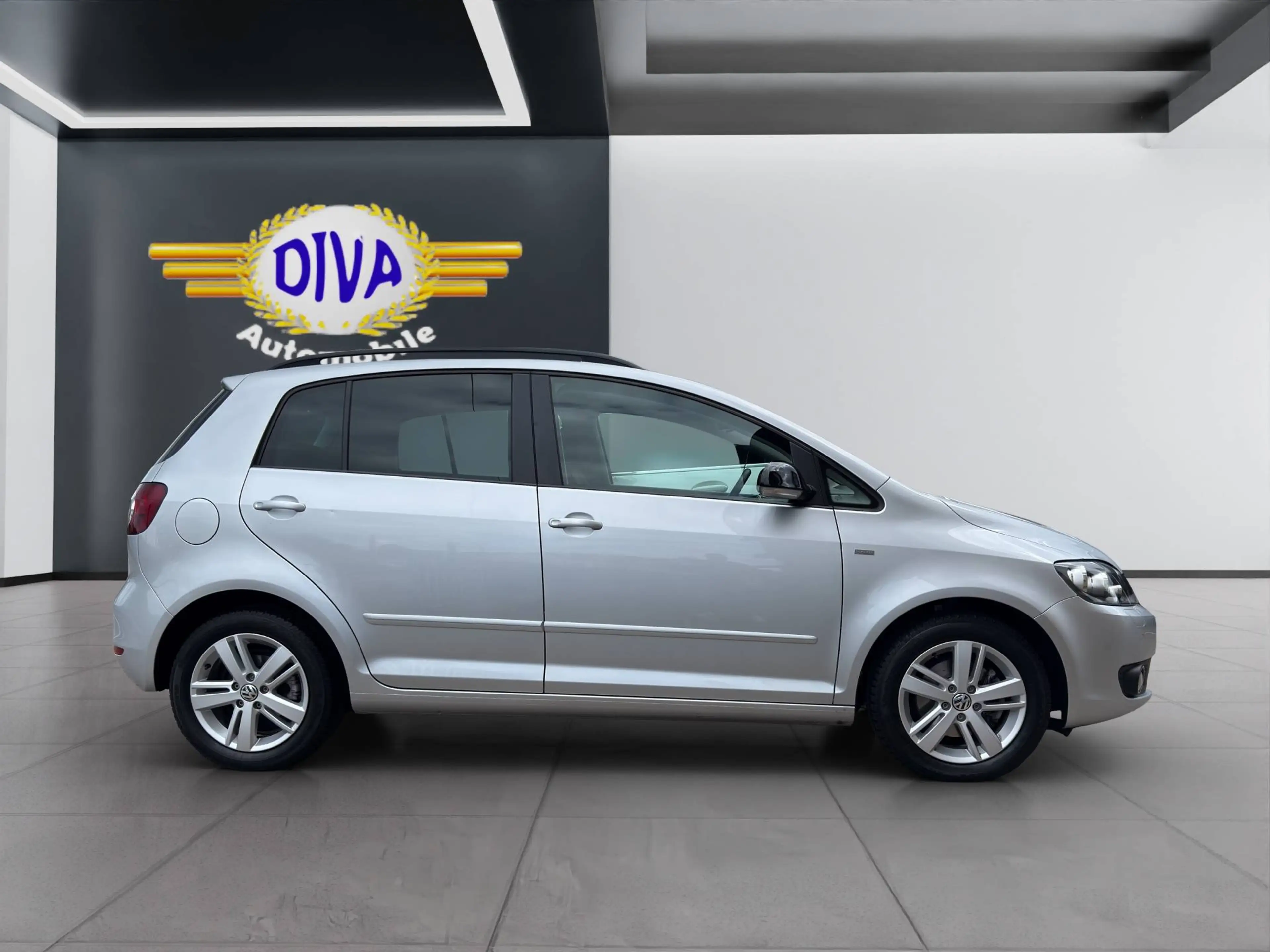 Volkswagen Golf Plus 1.6 TDI Match — photo 6