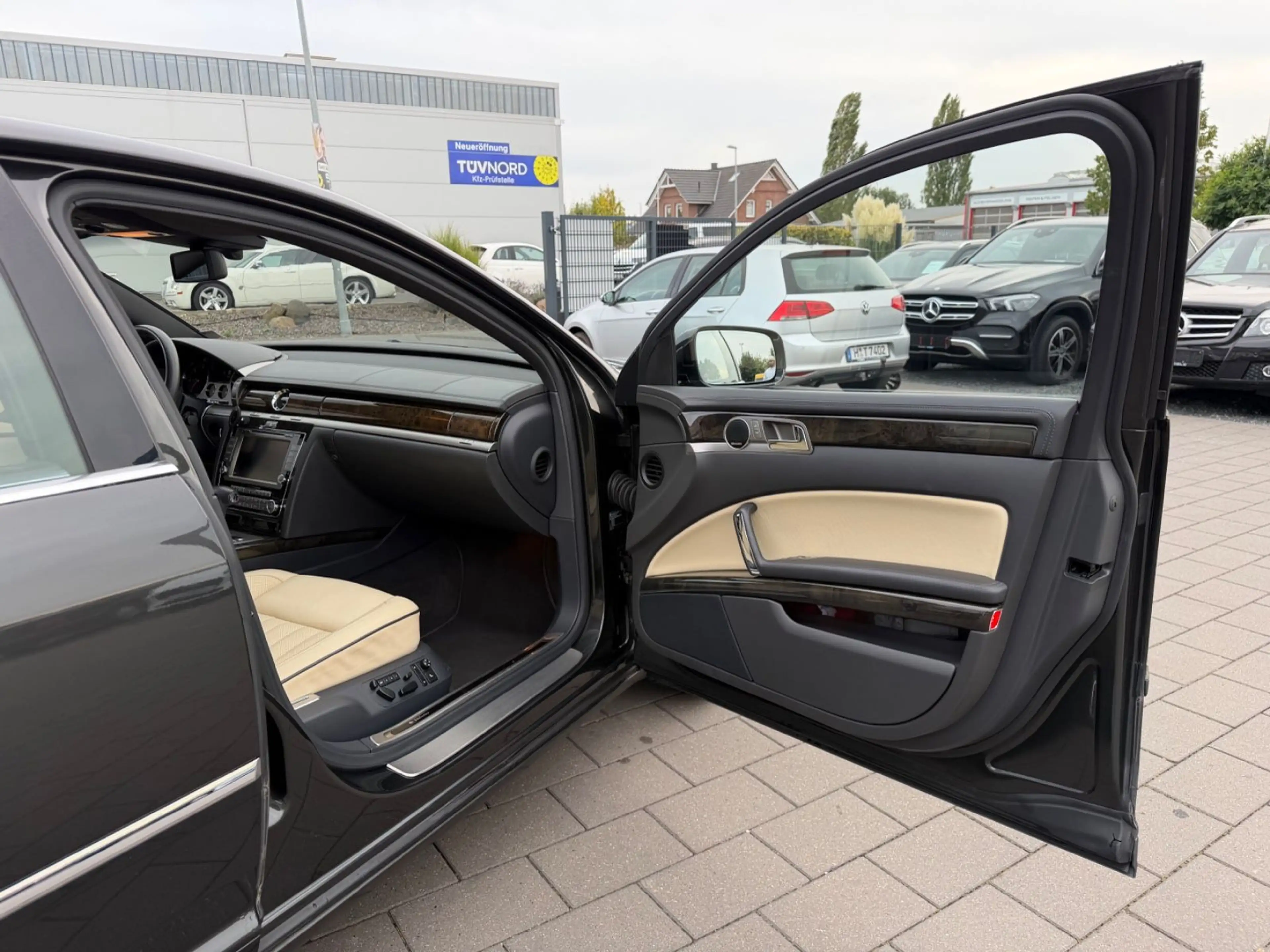 Volkswagen Phaeton V6 4Sitze lang Exclusive*VOLL*VW-SCHECK* — photo 11